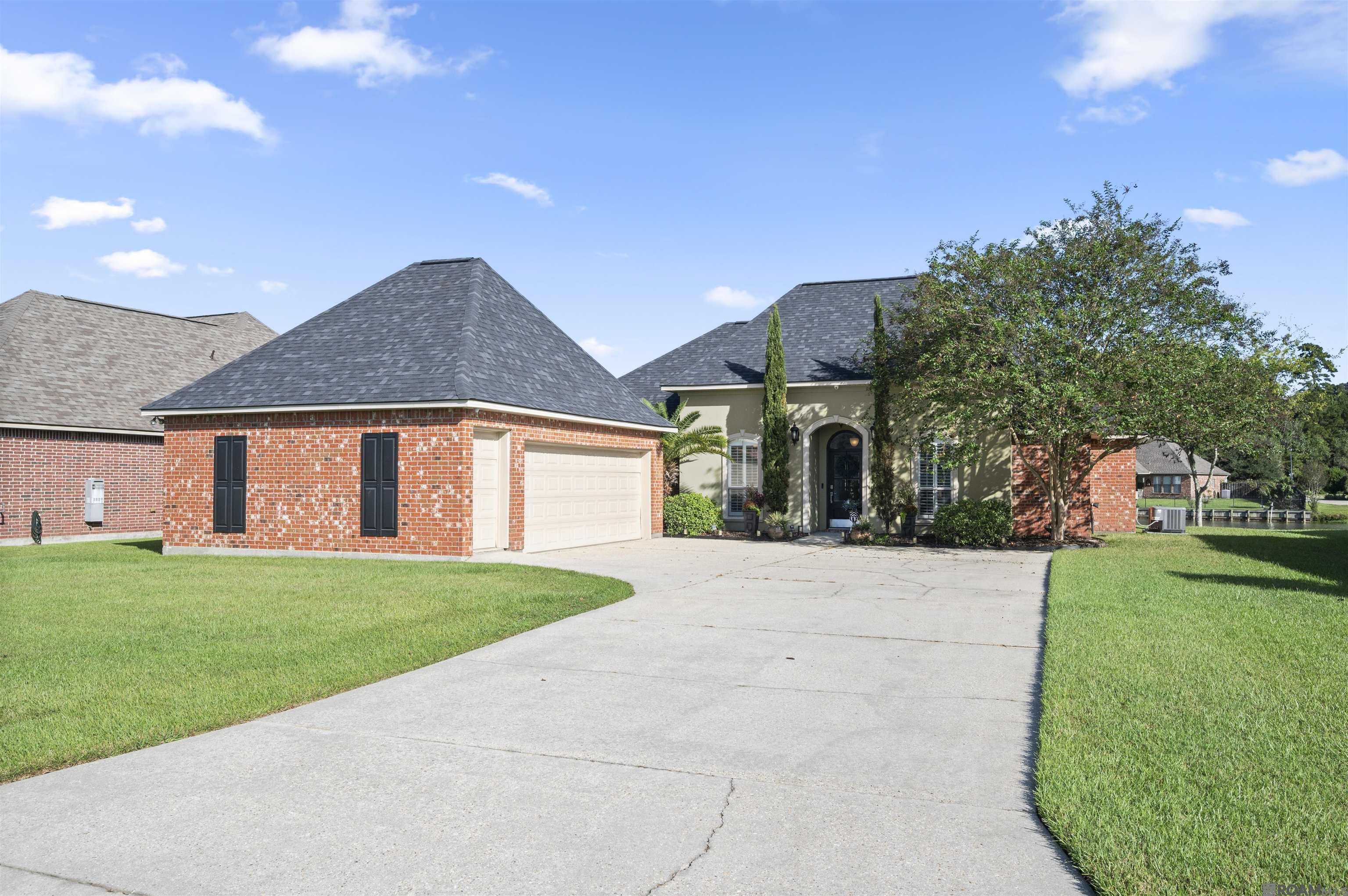 13843 Creekstone Dr — photo
