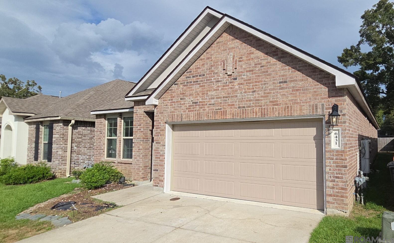 6431 Tiger Pointe Dr — photo