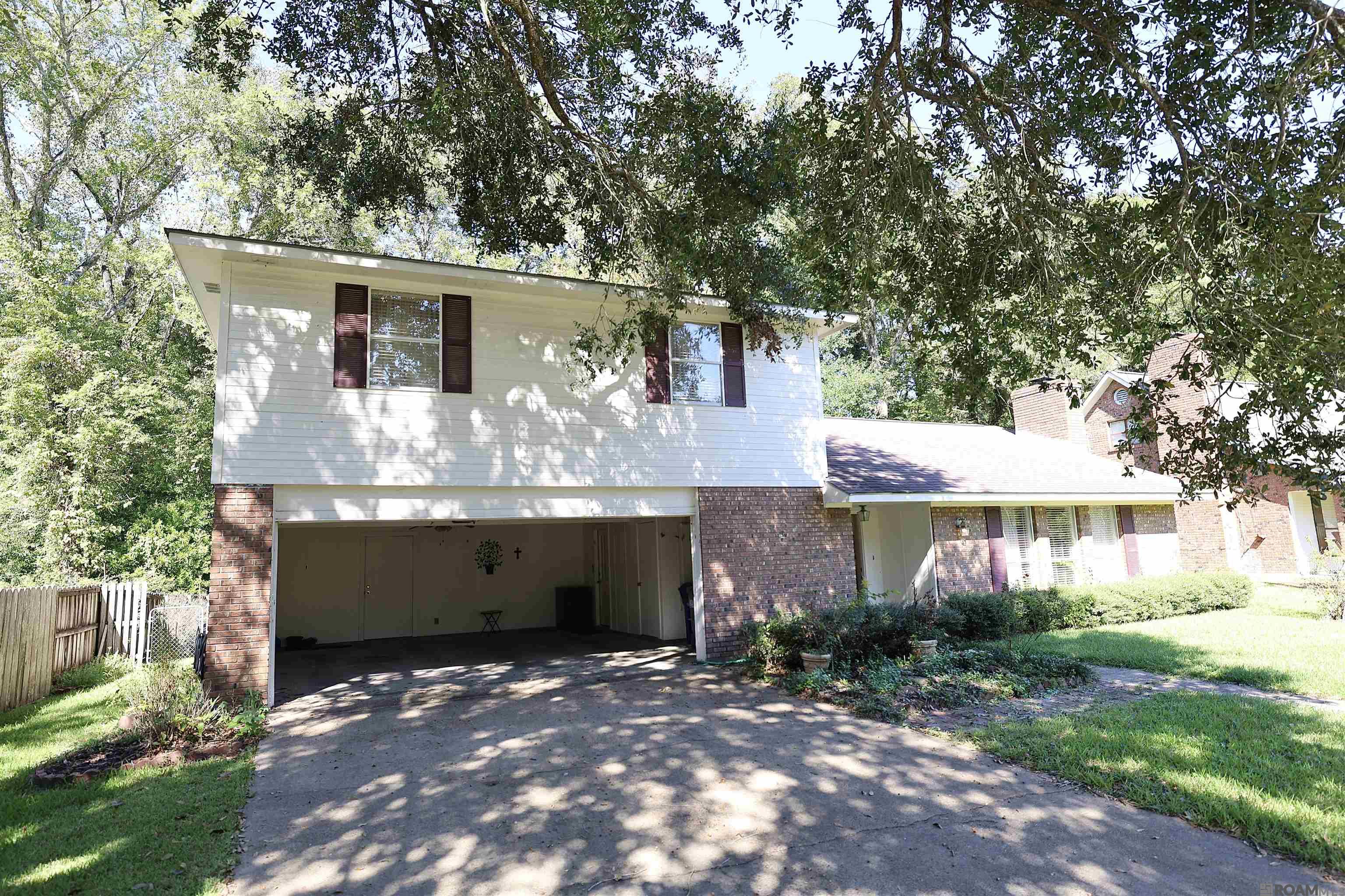 105 Linwood Ct — photo