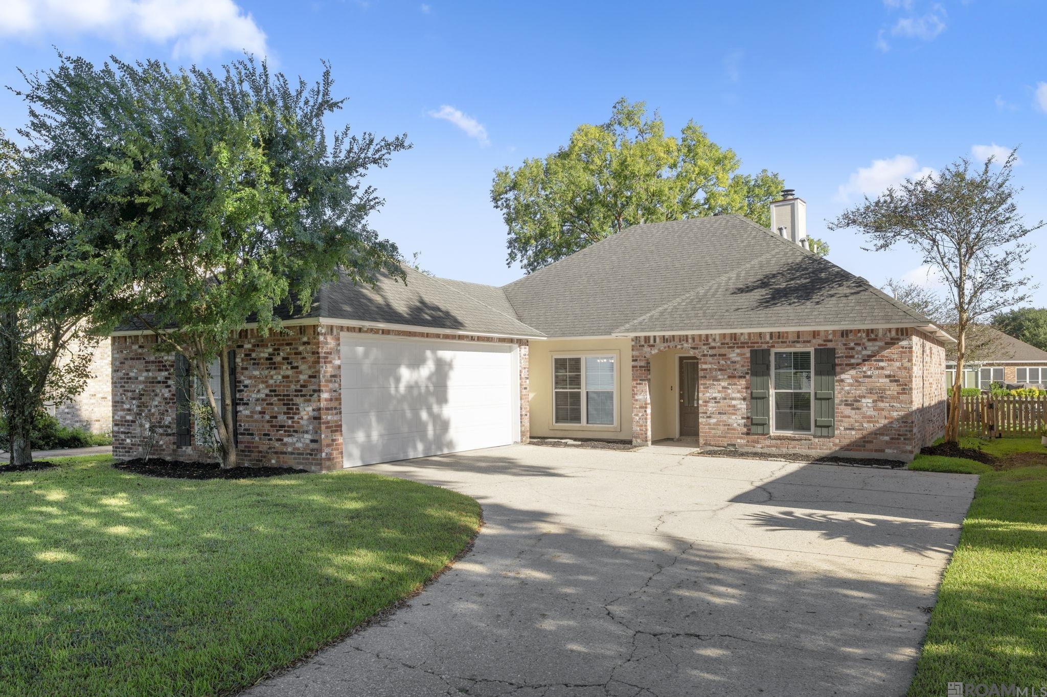 17423 Lake Iris Ave — photo