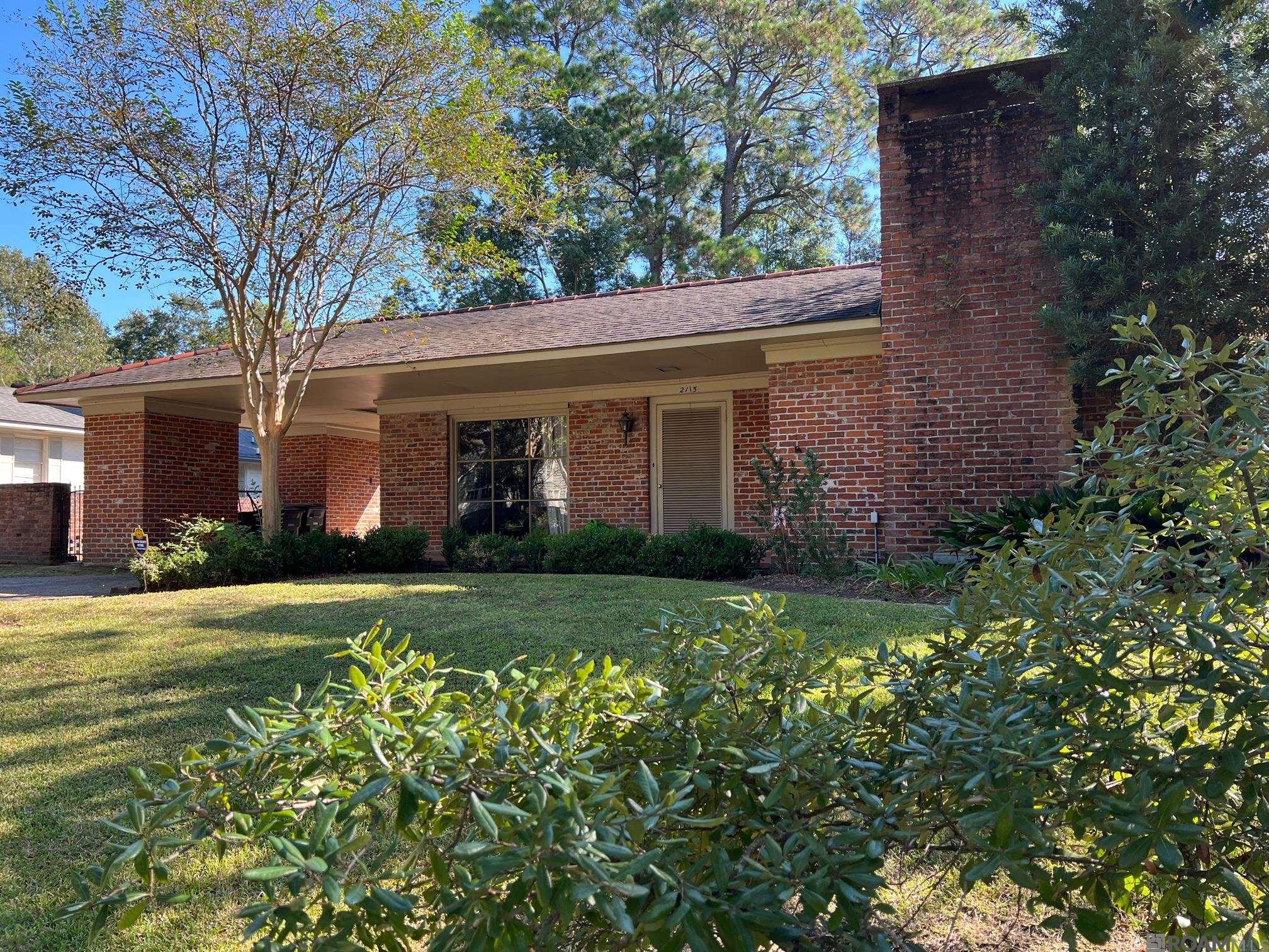 2115 E Ramsey Dr — photo