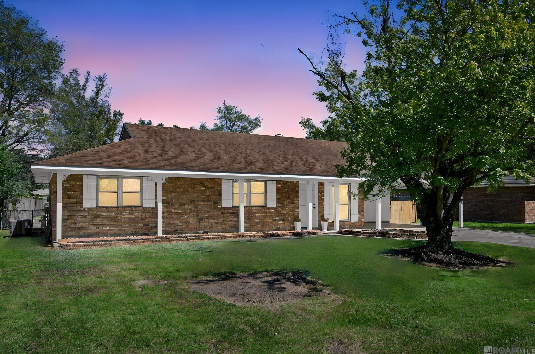 10658 Carmel Dr — photo