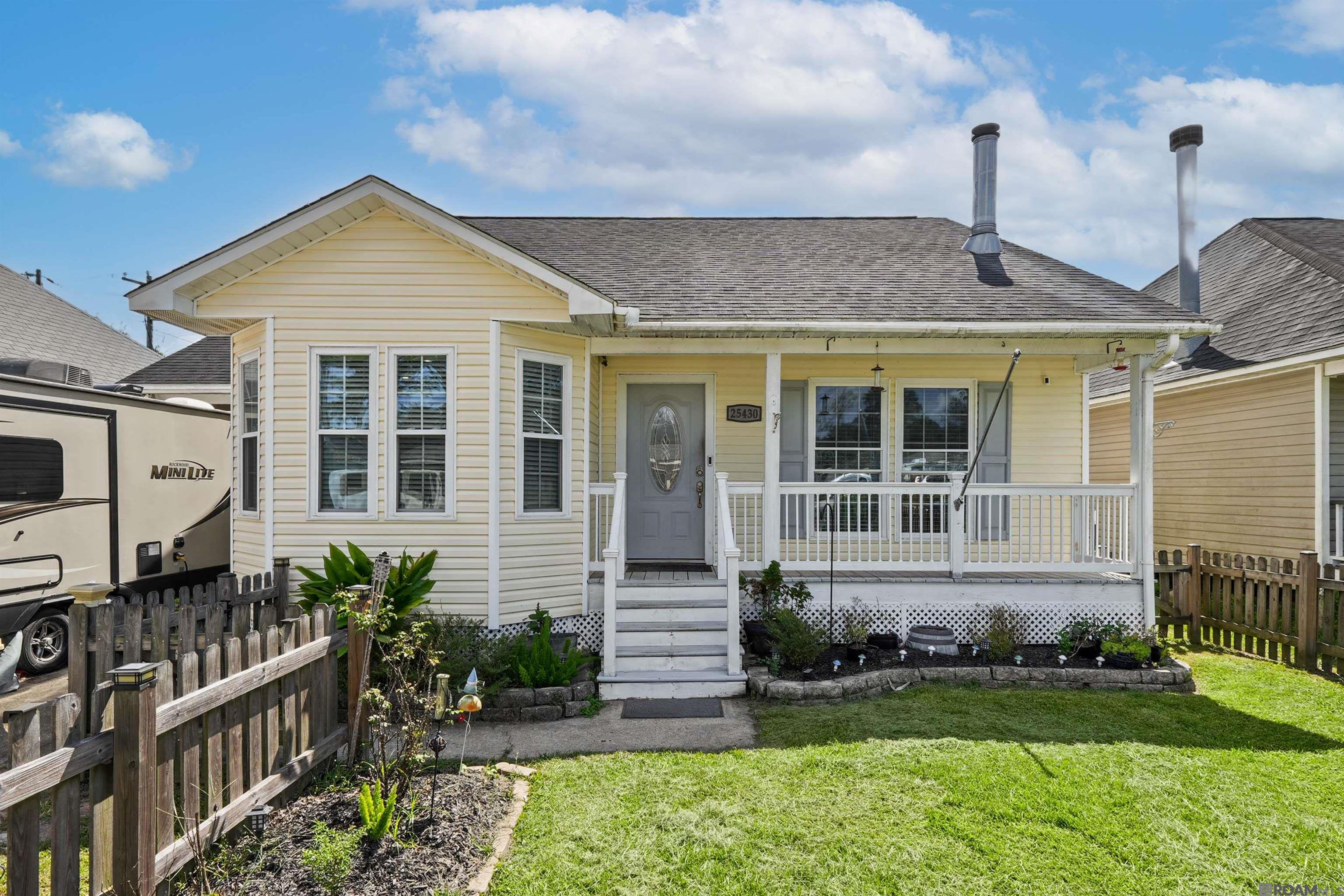 25430 Homestead Dr — photo