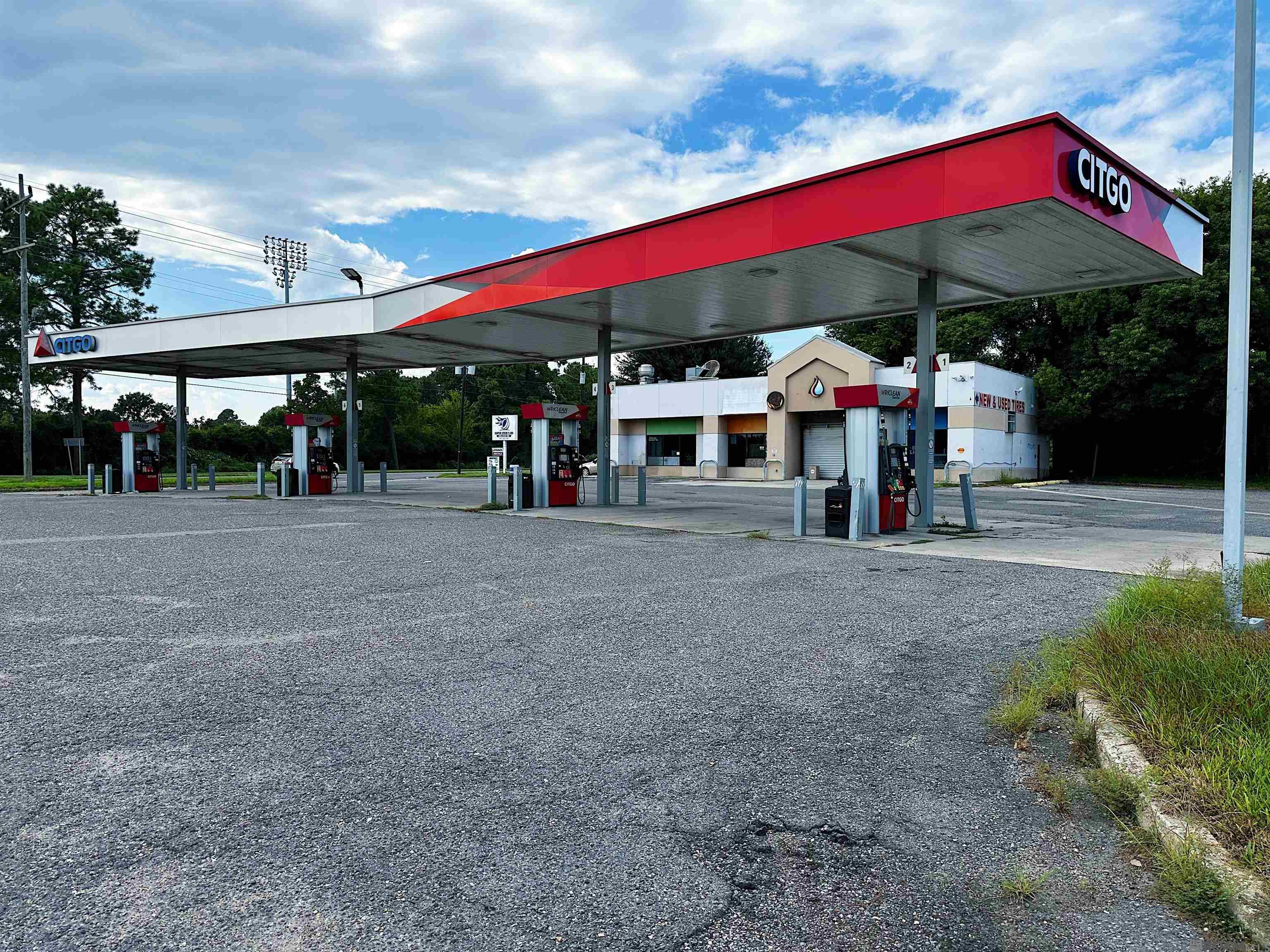 1300 Scenic Hwy — photo