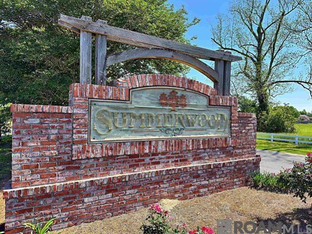 672 Fall Creek Dr — photo