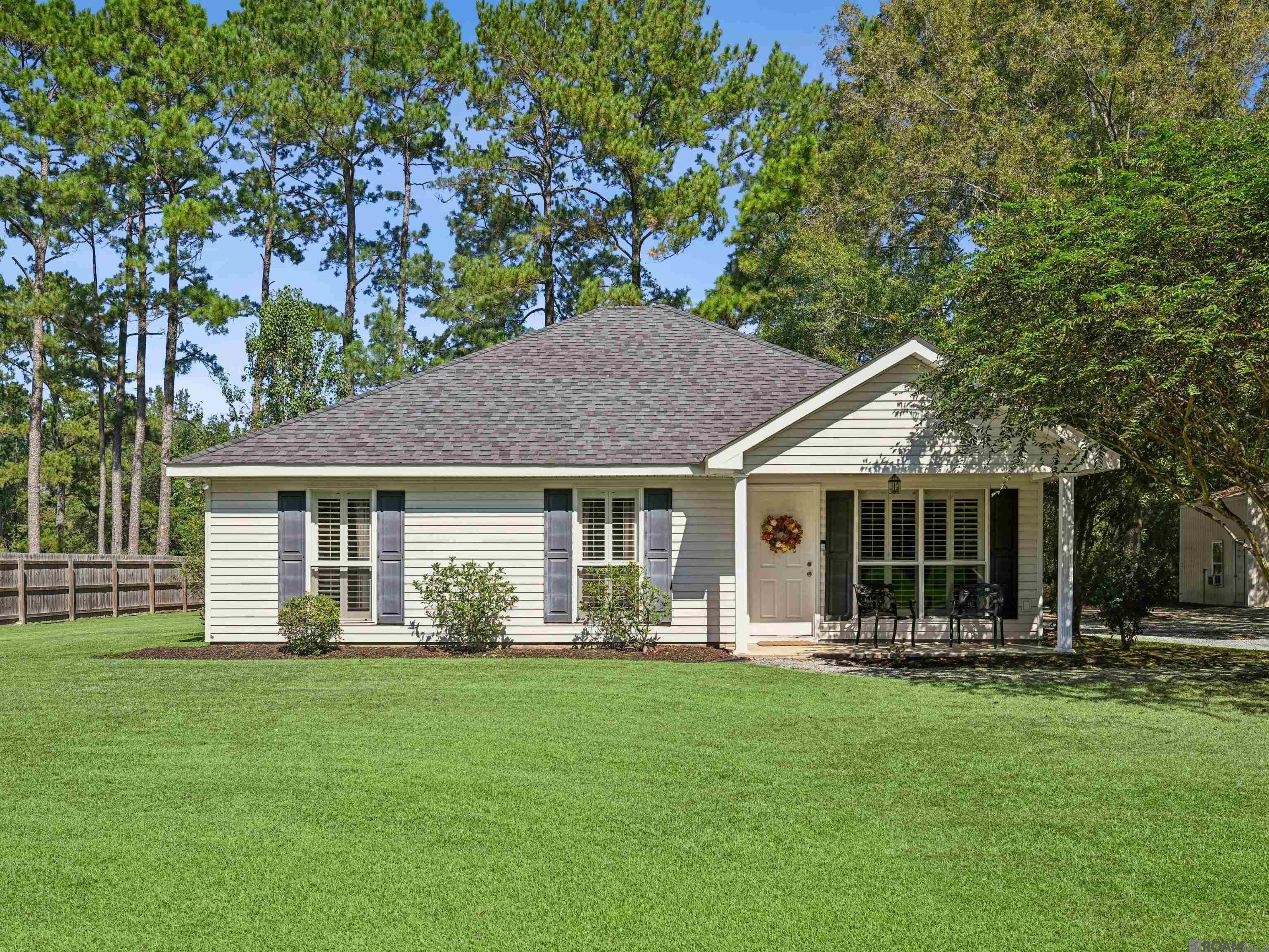 24283 Michael Road — photo