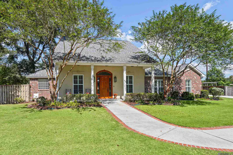 38374 Henry Rd — photo