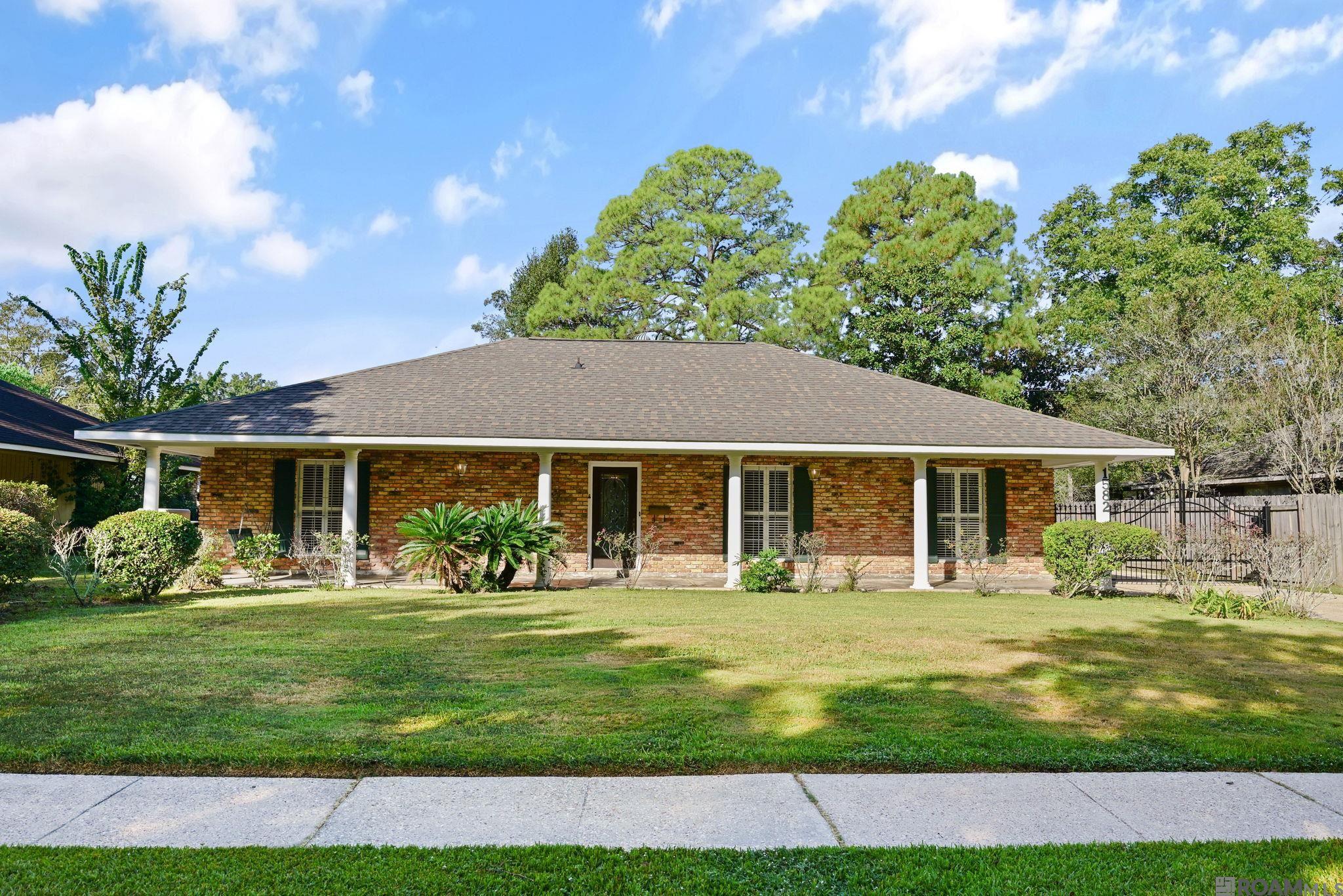 1582 Chevelle Dr — photo