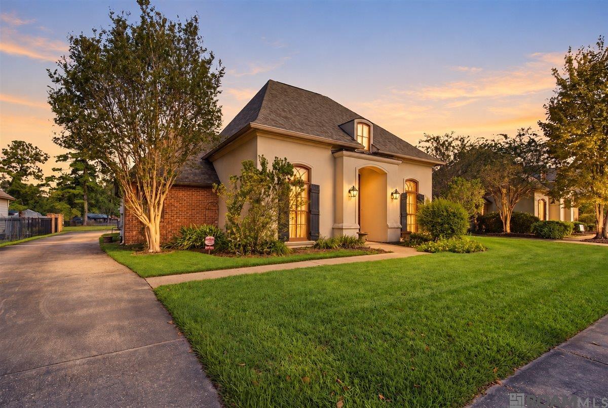 9456 Homestead Dr — photo