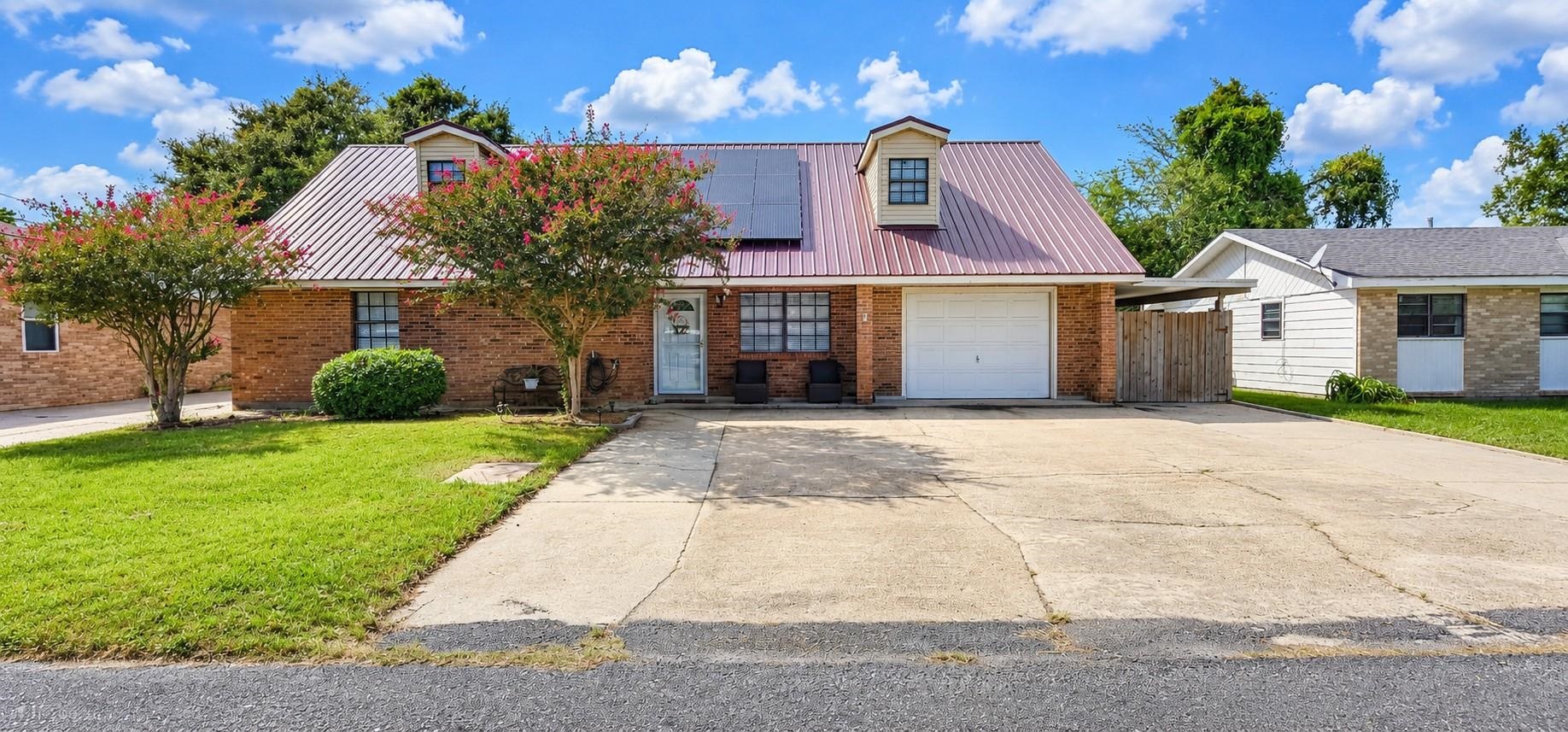 132 Bayou Vista Drive — photo