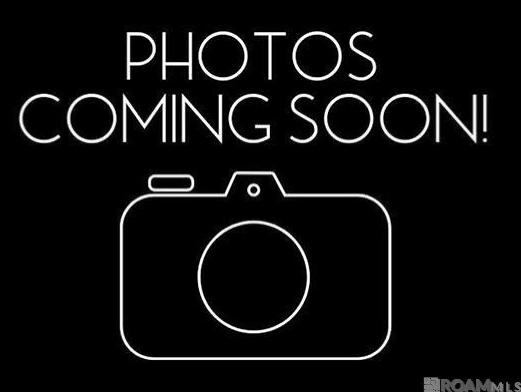 8016 Stonelake Village Ave — photo