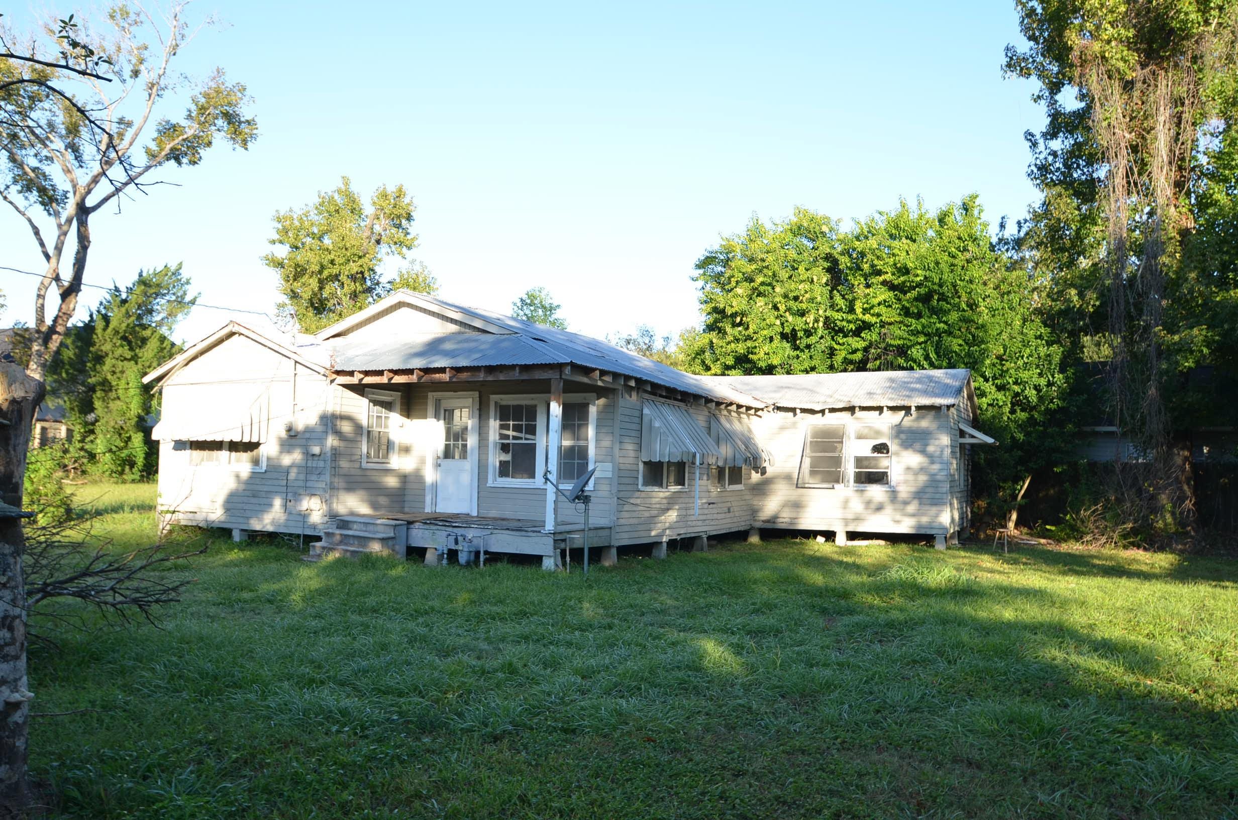 184 Jennings Lane — photo