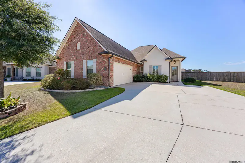 13383 Belle Prairie Dr — photo