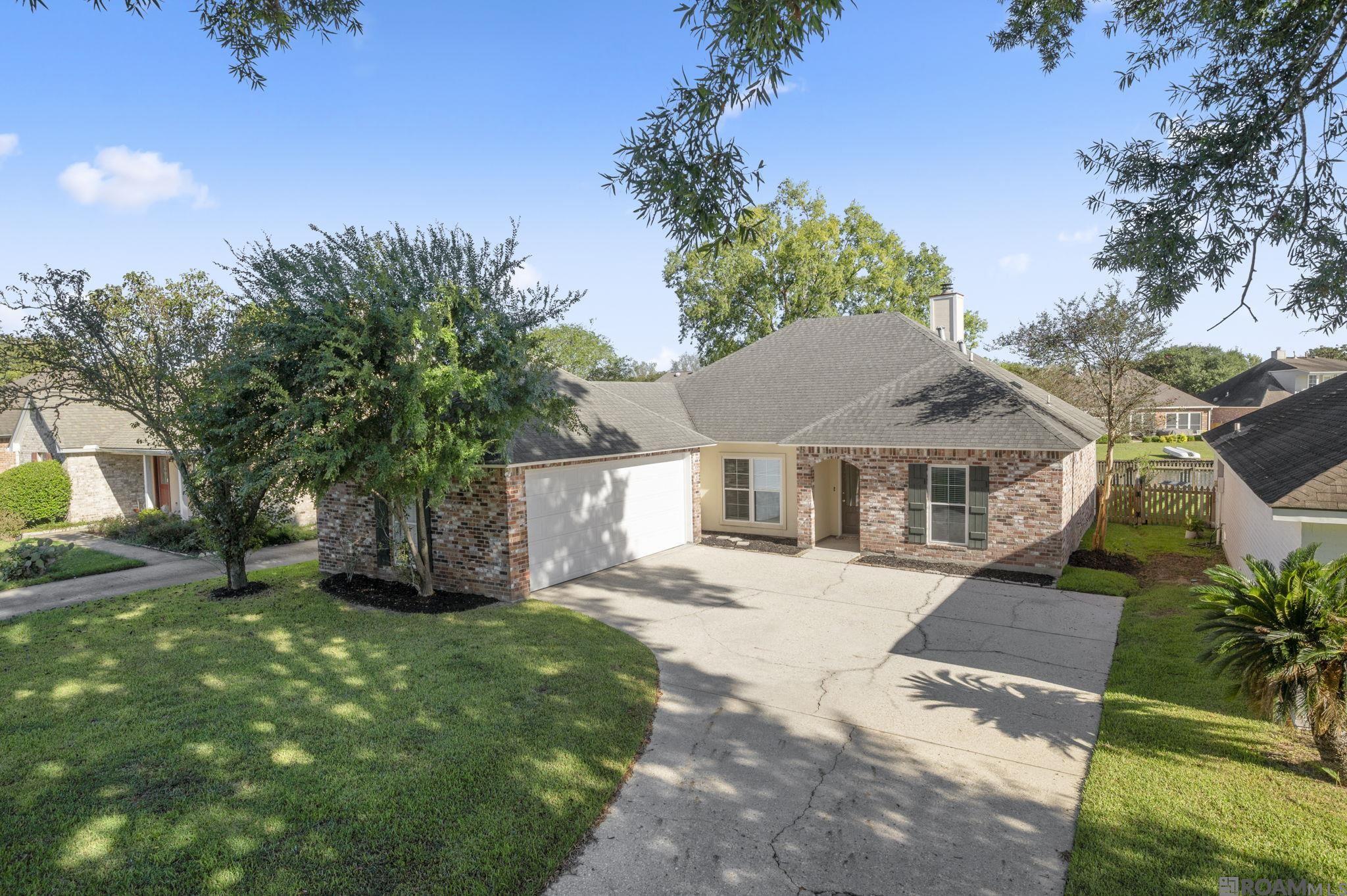 17423 Lake Iris Ave — photo