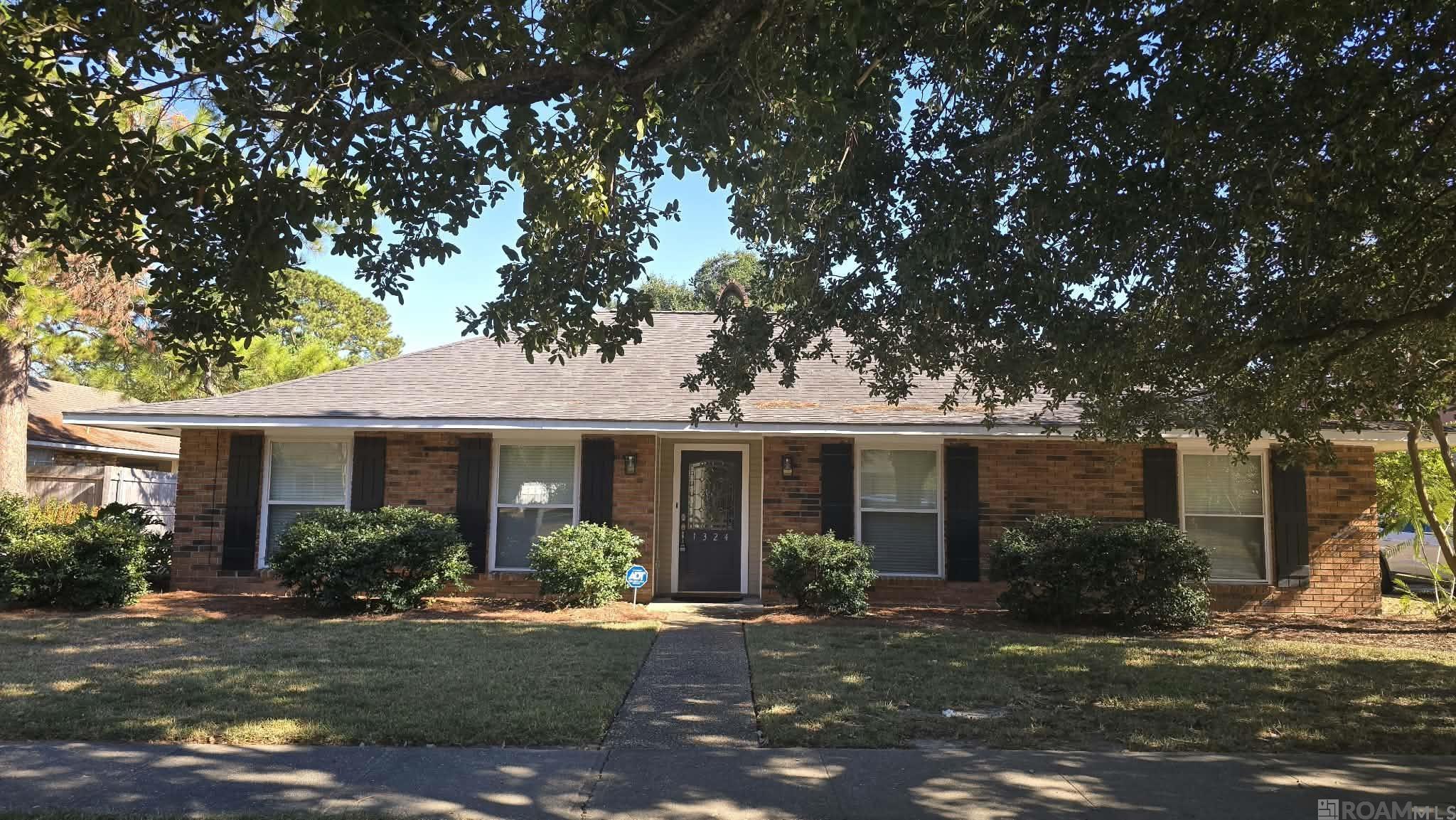 1324 Rue Desiree, Baton Rouge, LA 70810
