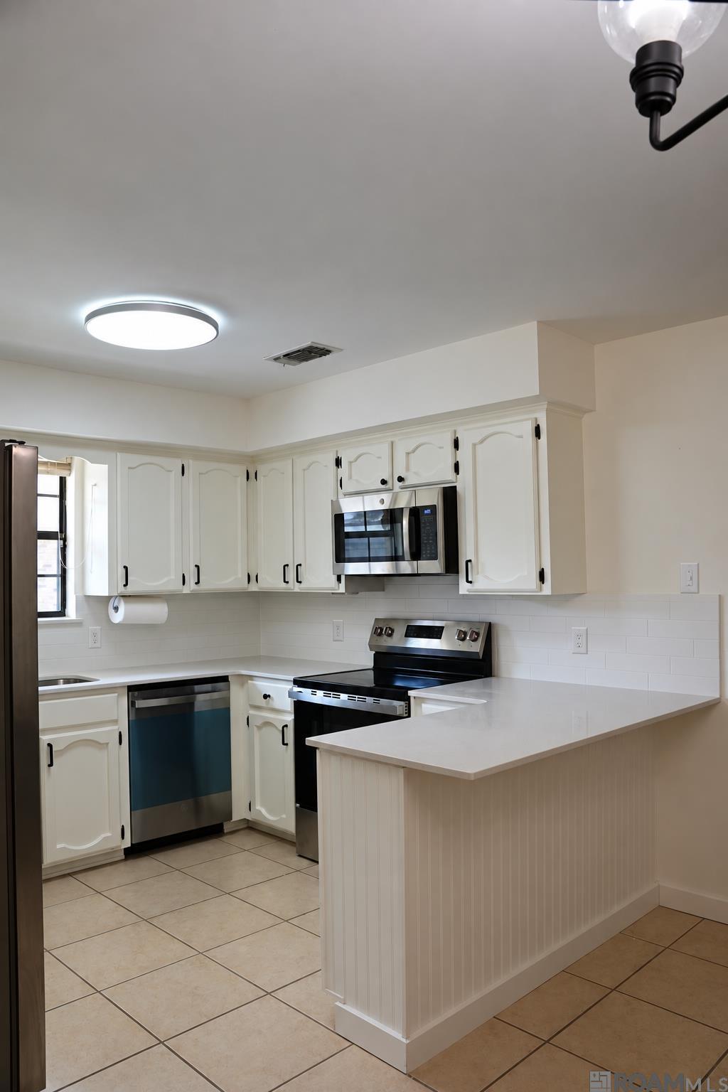 13836 Spanish Oak Dr — photo