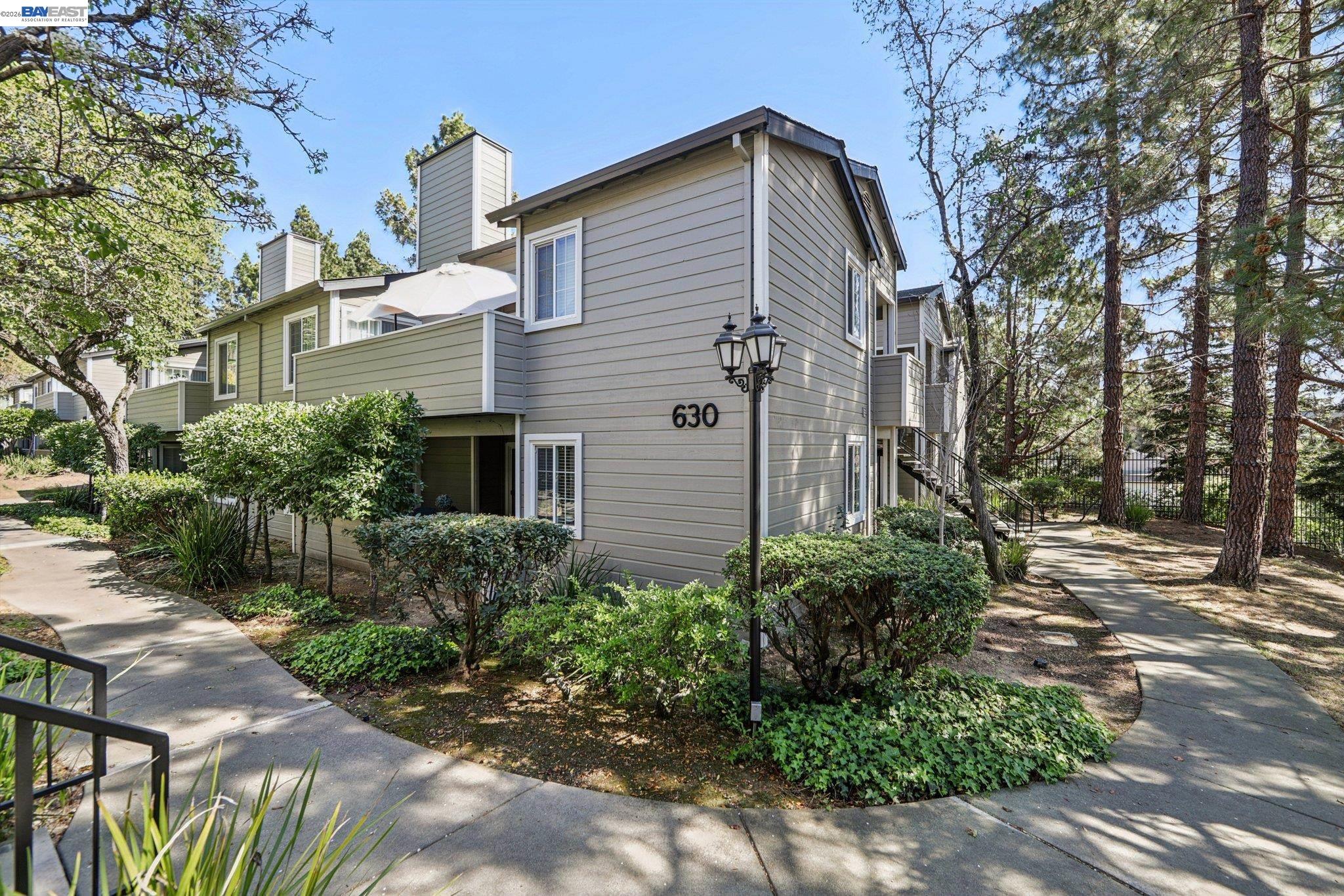 630 Canyon Oaks Drive #D — photo