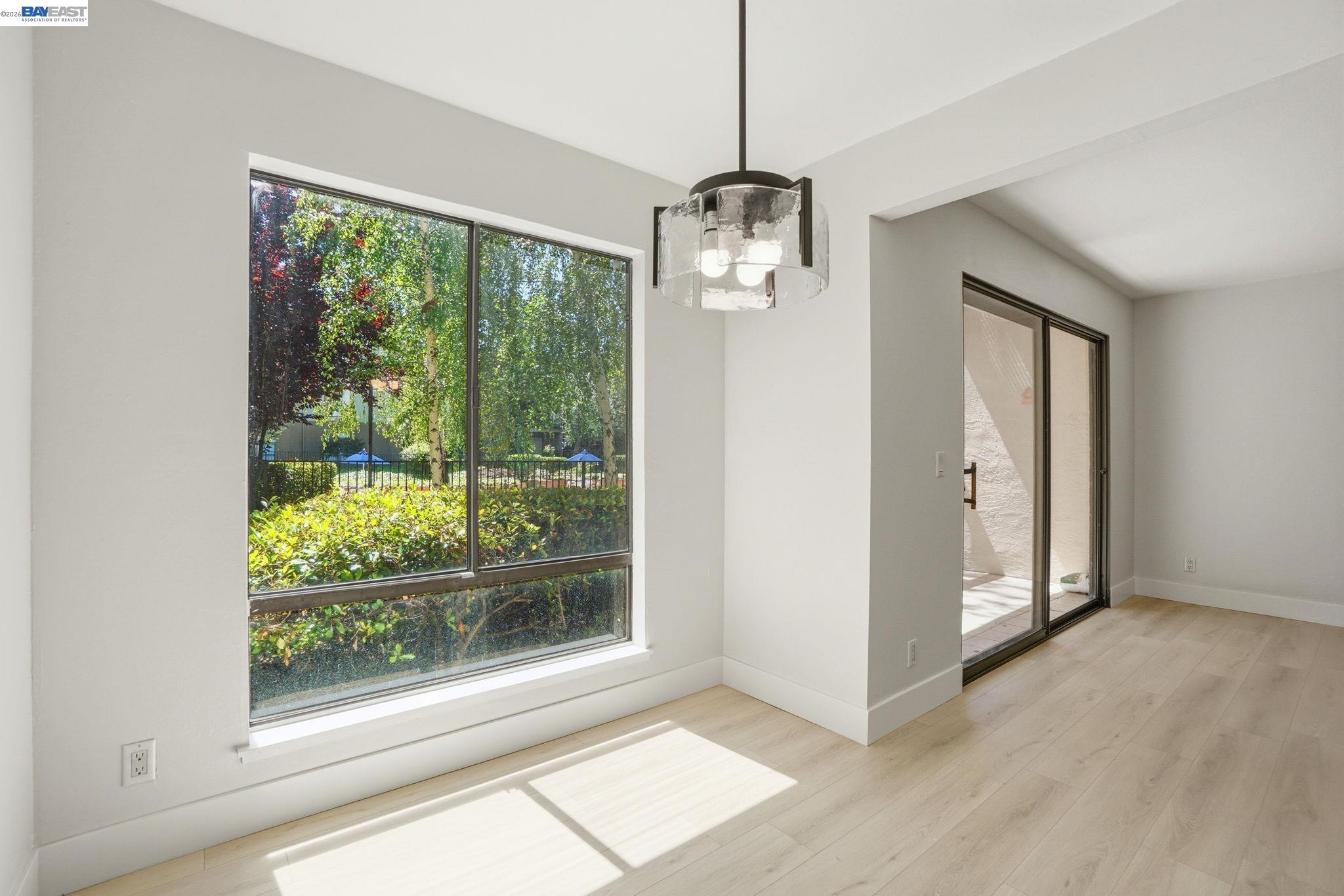460 N Civic Dr #106 — photo
