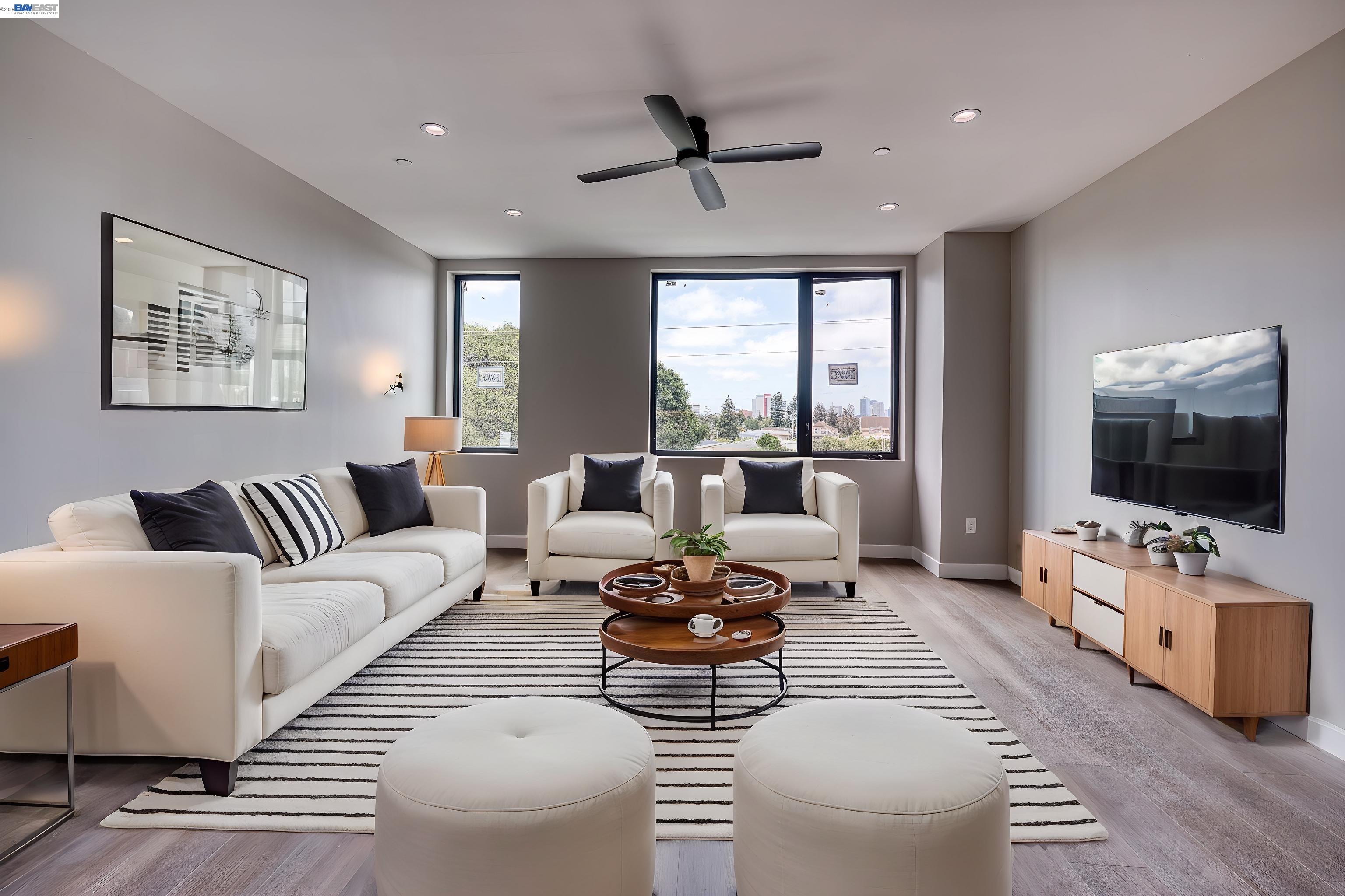 4202 Telegraph Ave #304 — photo