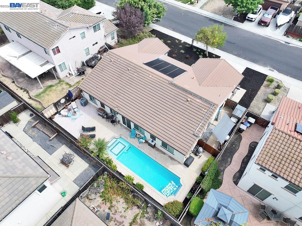 1312 Tuolumne Way — photo