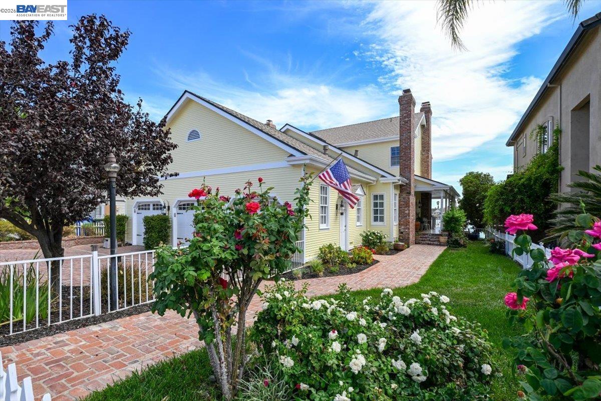 4450 Driftwood Ct — photo
