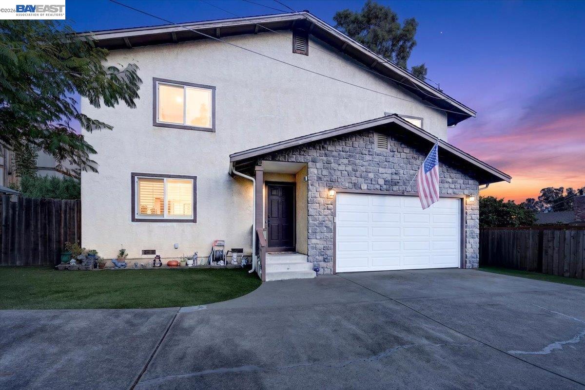 4561 Edwards Ln — photo