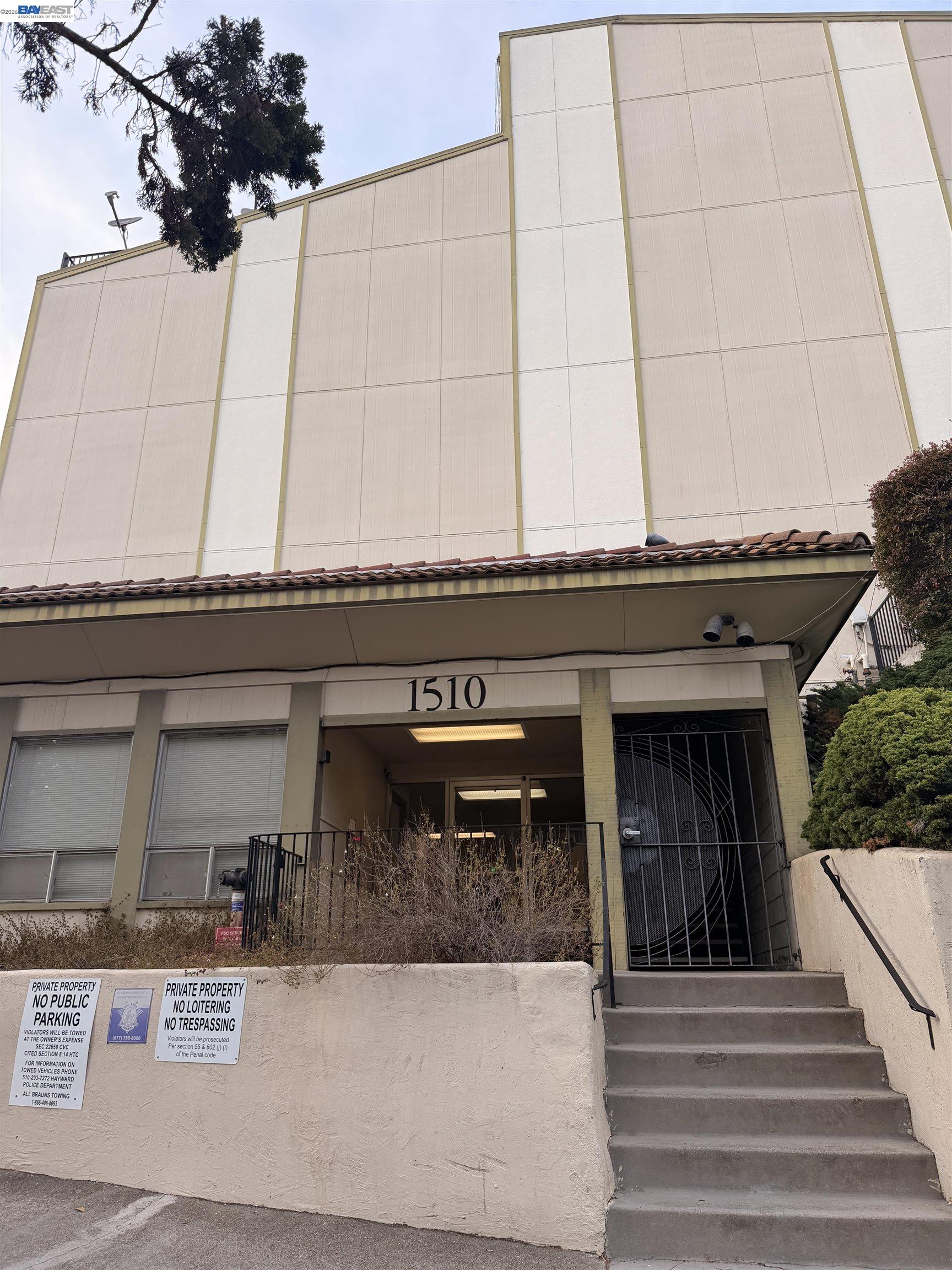 1510 E St #22 — photo