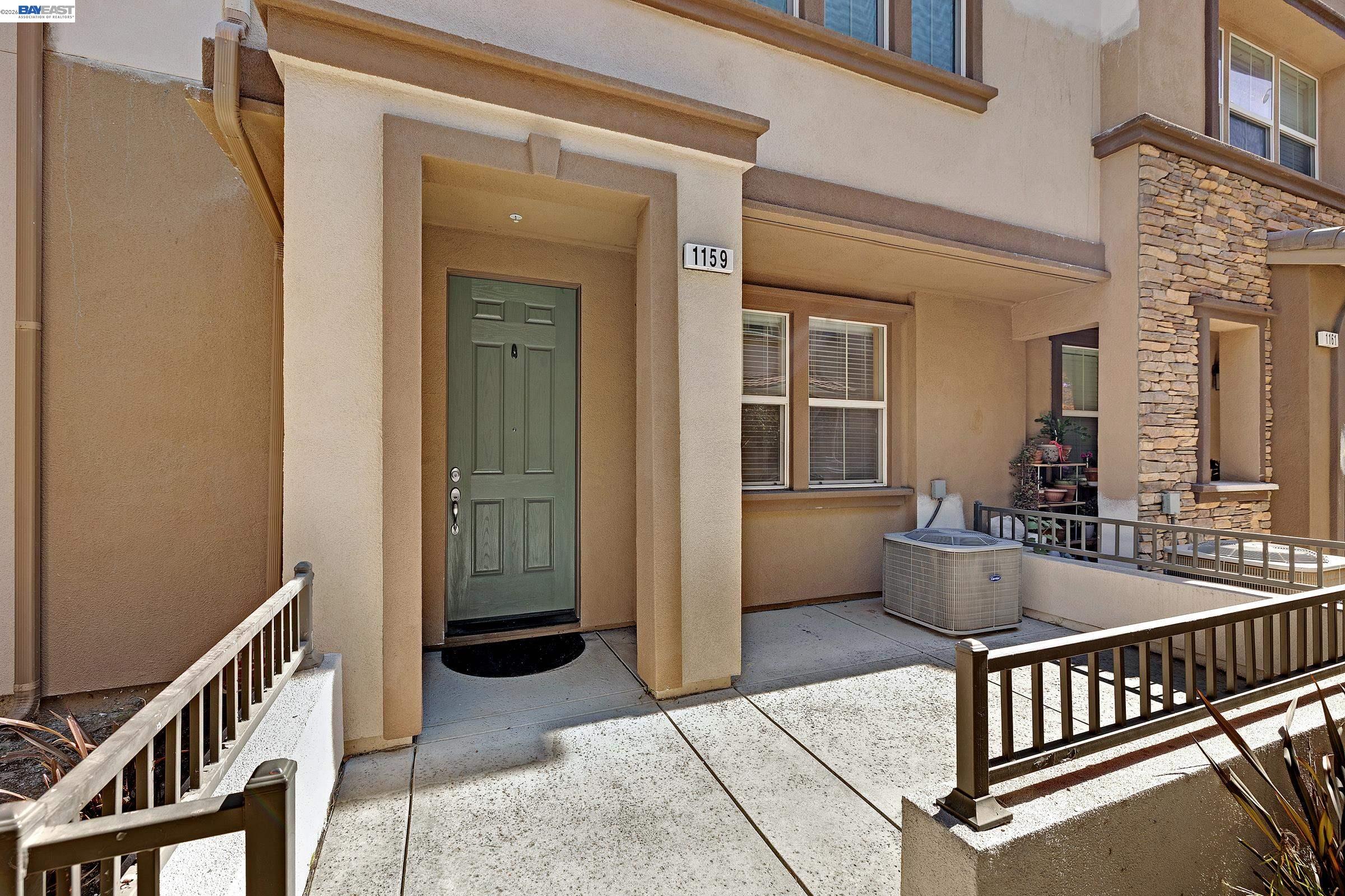 1159 Martin Luther King Dr — photo