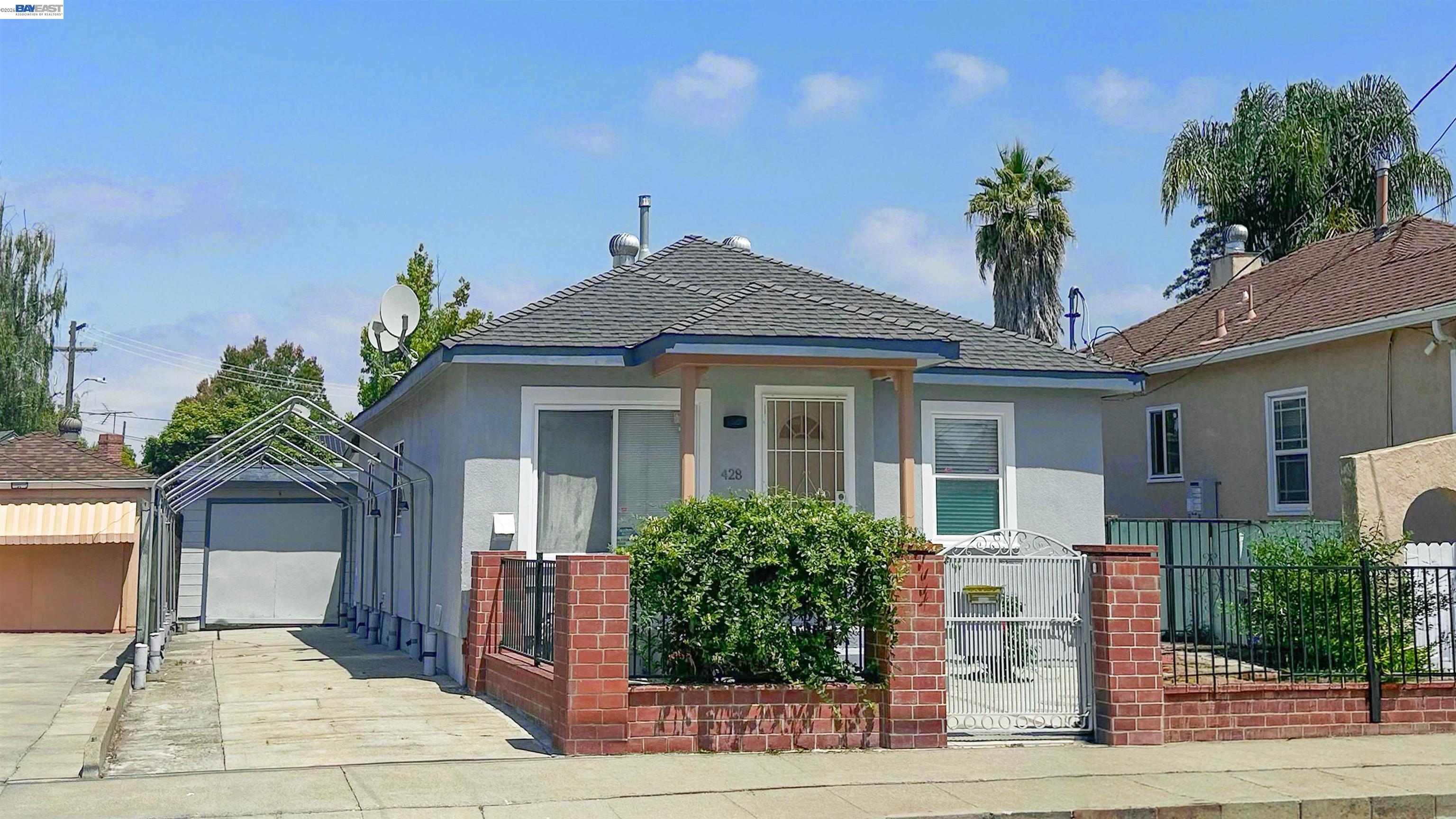 428 W Broadmoor Blvd — photo