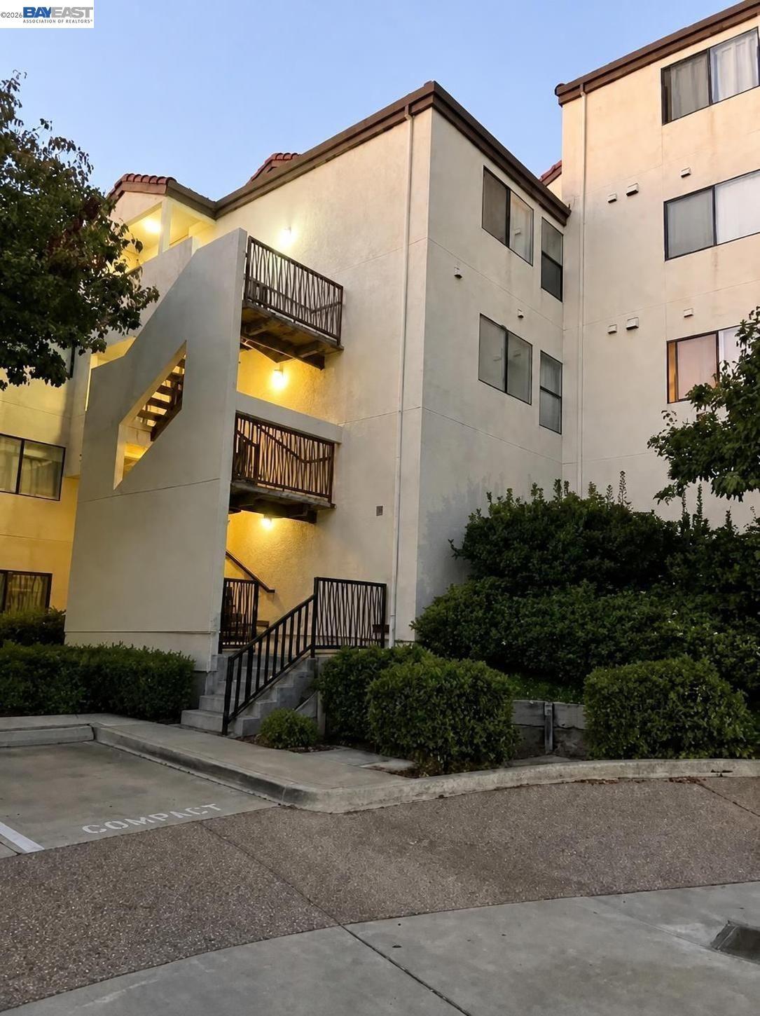 21239 Gary Drive #518 — photo