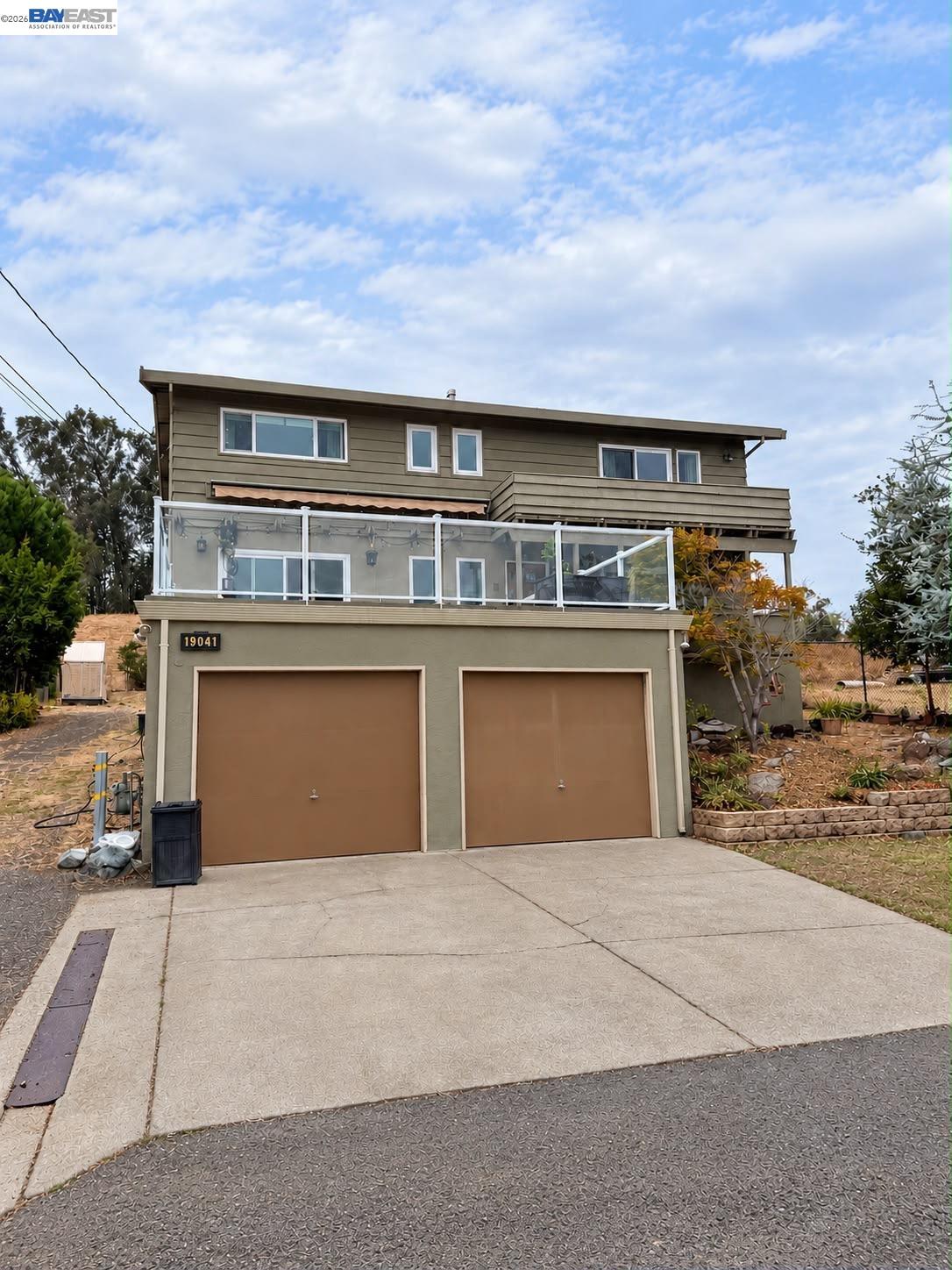 19041 Carlton Ave — photo