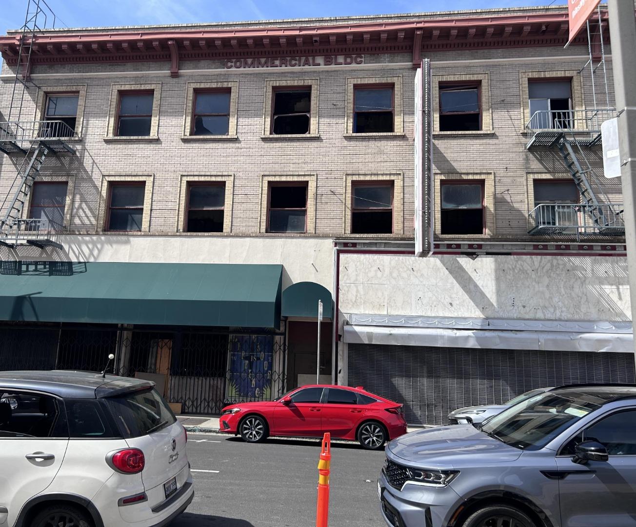 431 E Main Street — photo