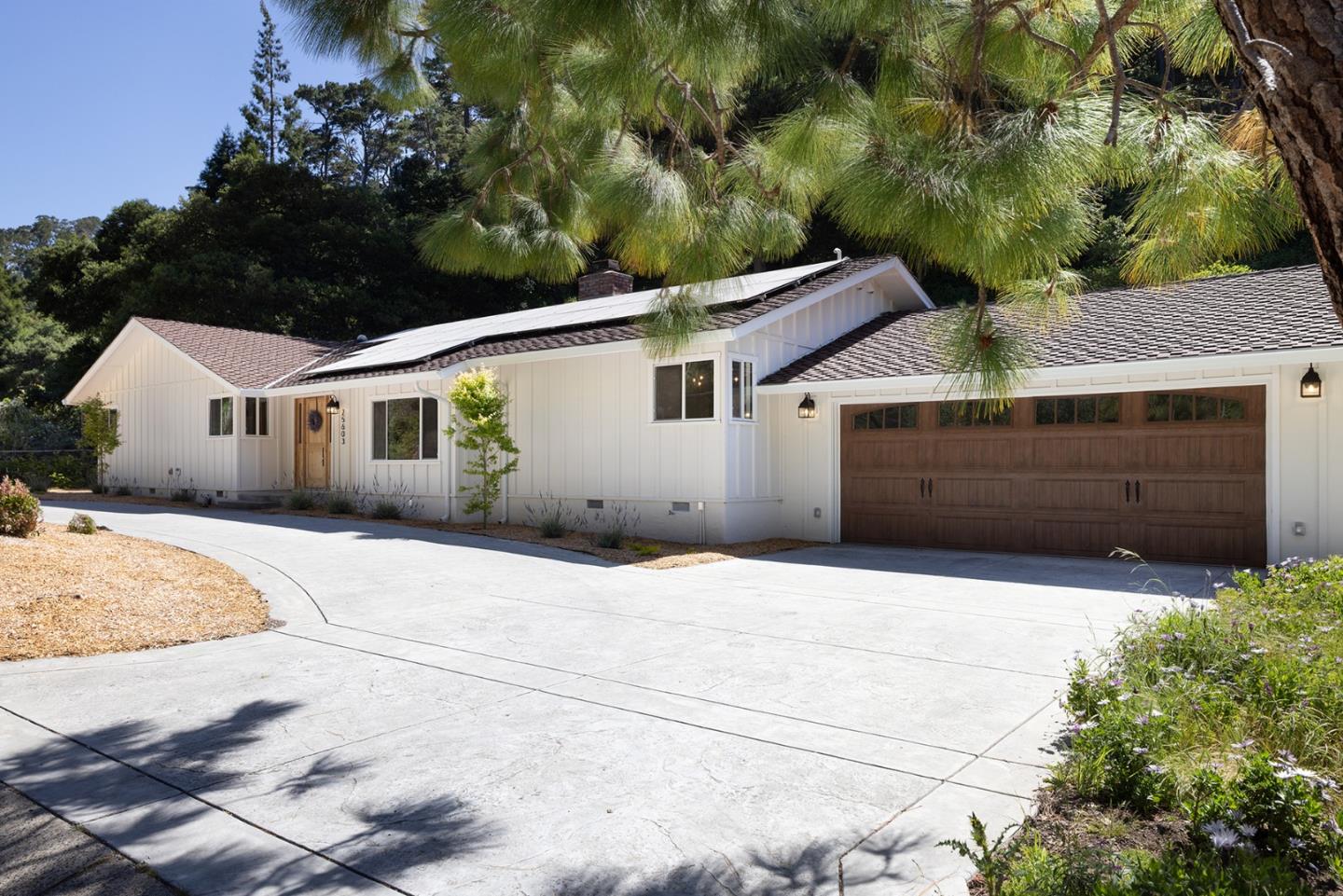 25603 Canada Drive — photo