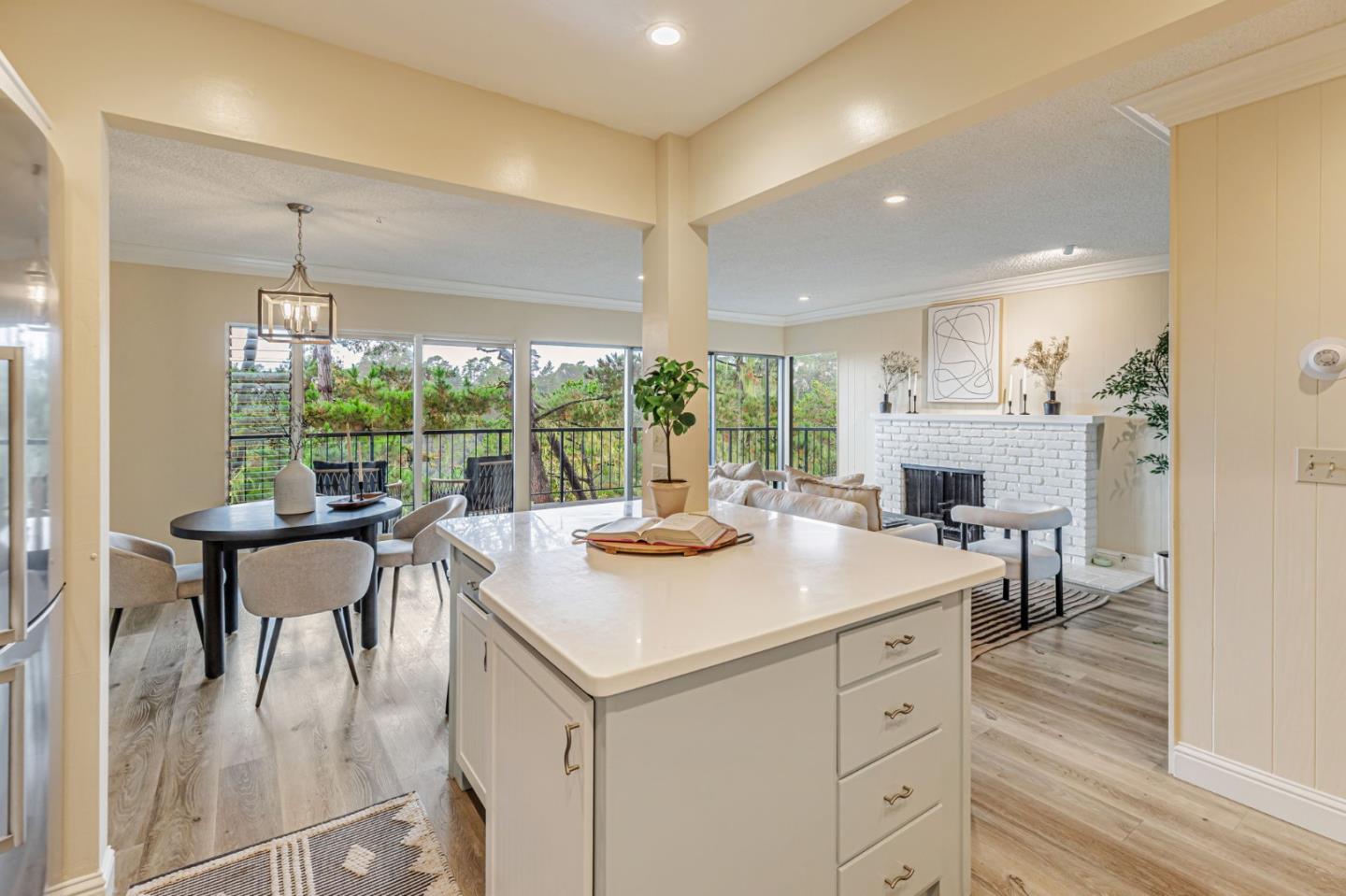 31 Del Mesa Carmel — photo