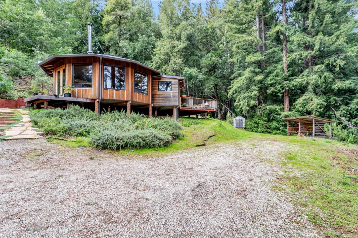 12845 Love Creek Road — photo