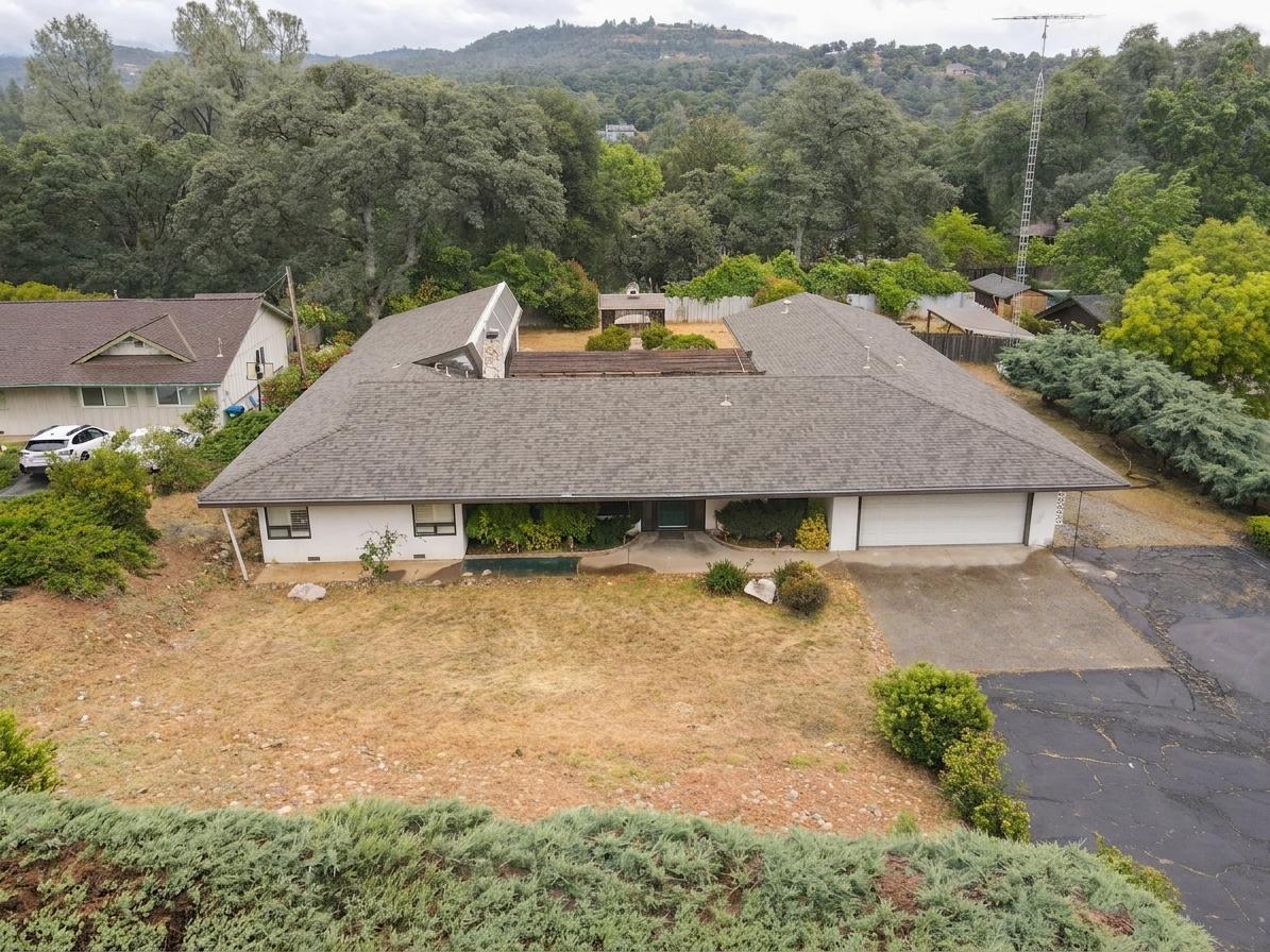 20521 Upper Hillview Drive — photo