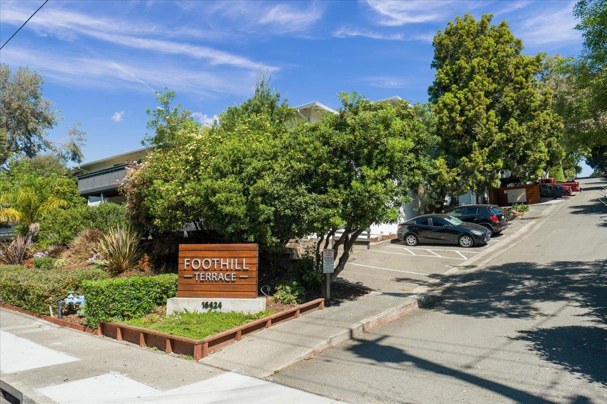 16424 Foothill Boulevard — photo