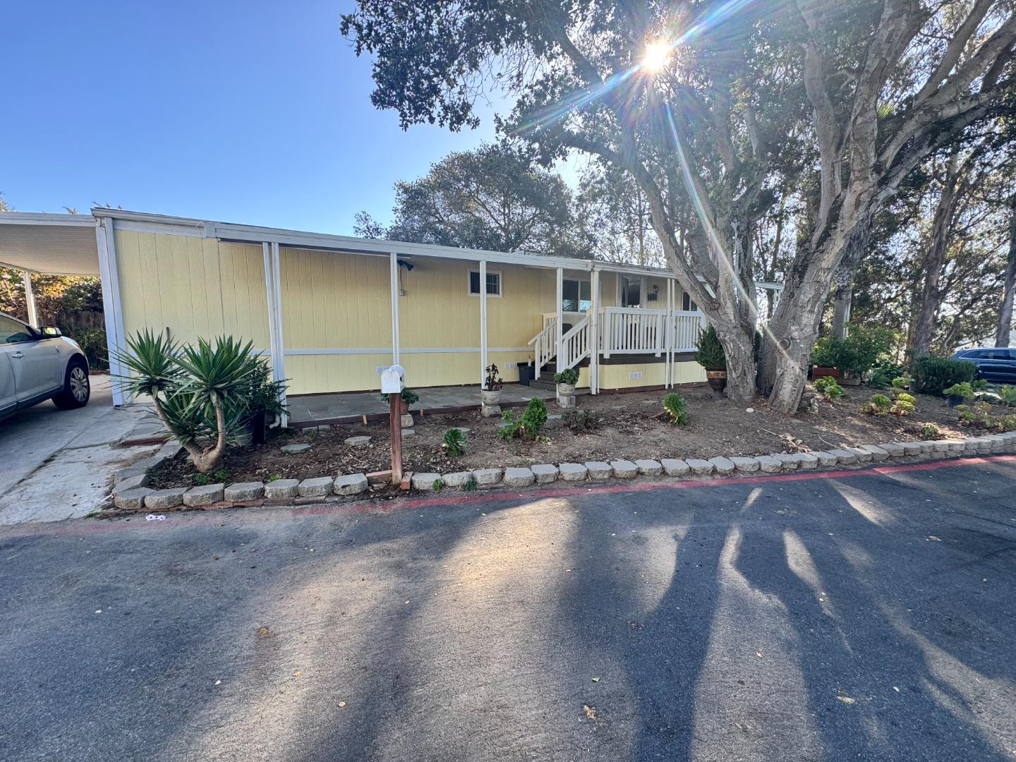 Home in Salinas, CA 93907 — photo 2