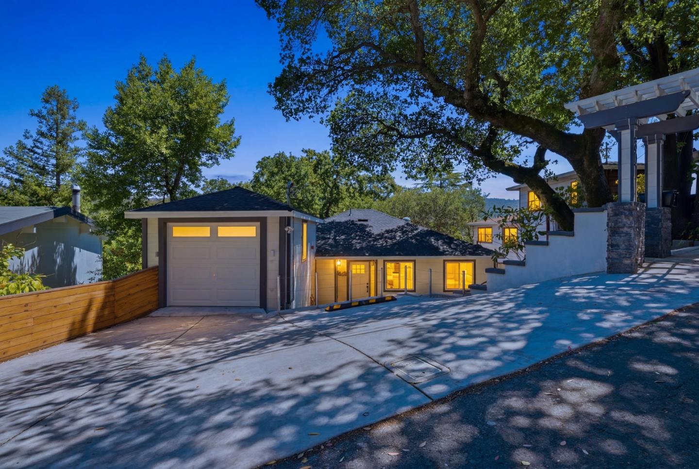 30 Fair Drive — photo