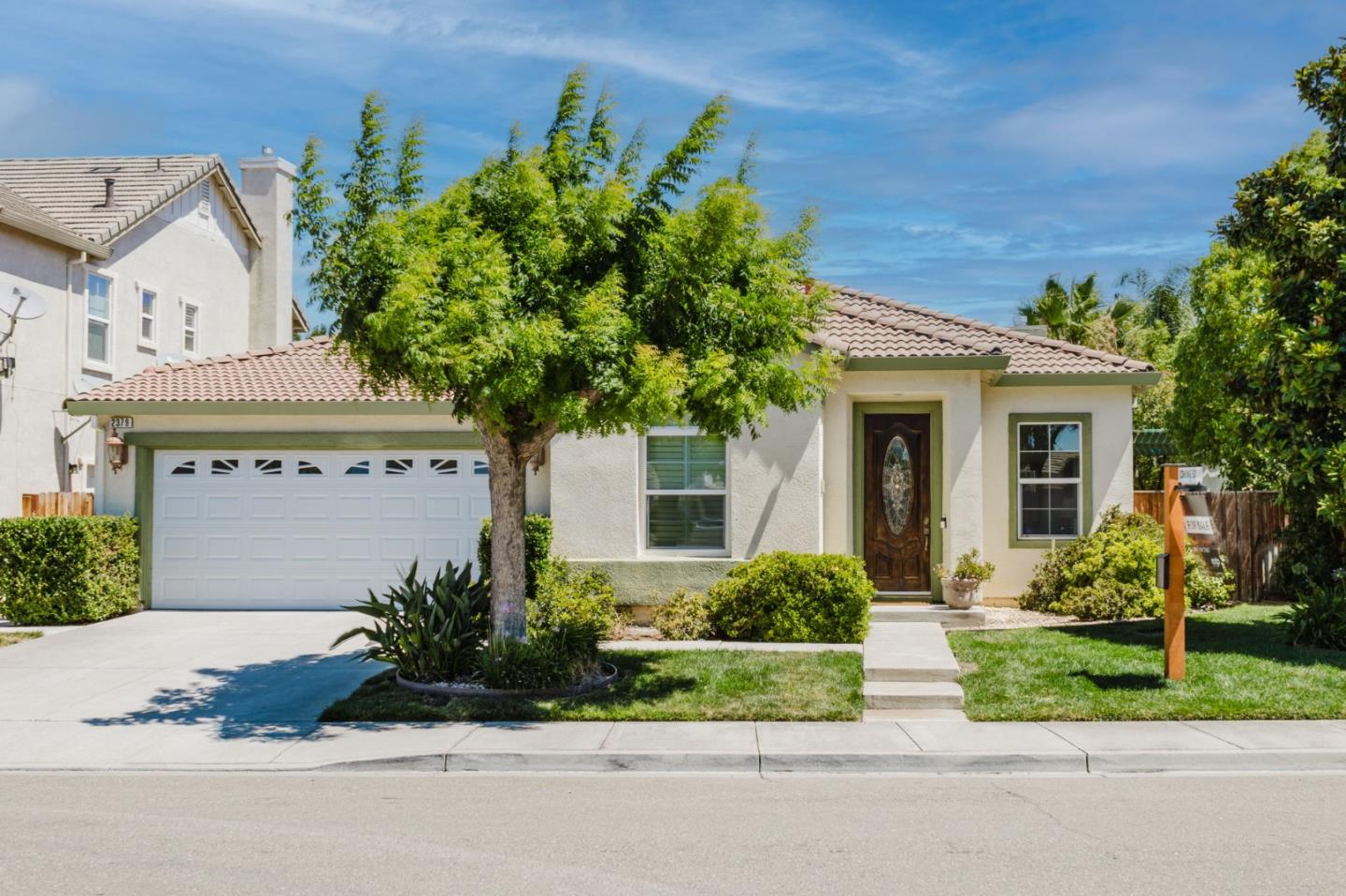 2379 Gaines Lane — photo