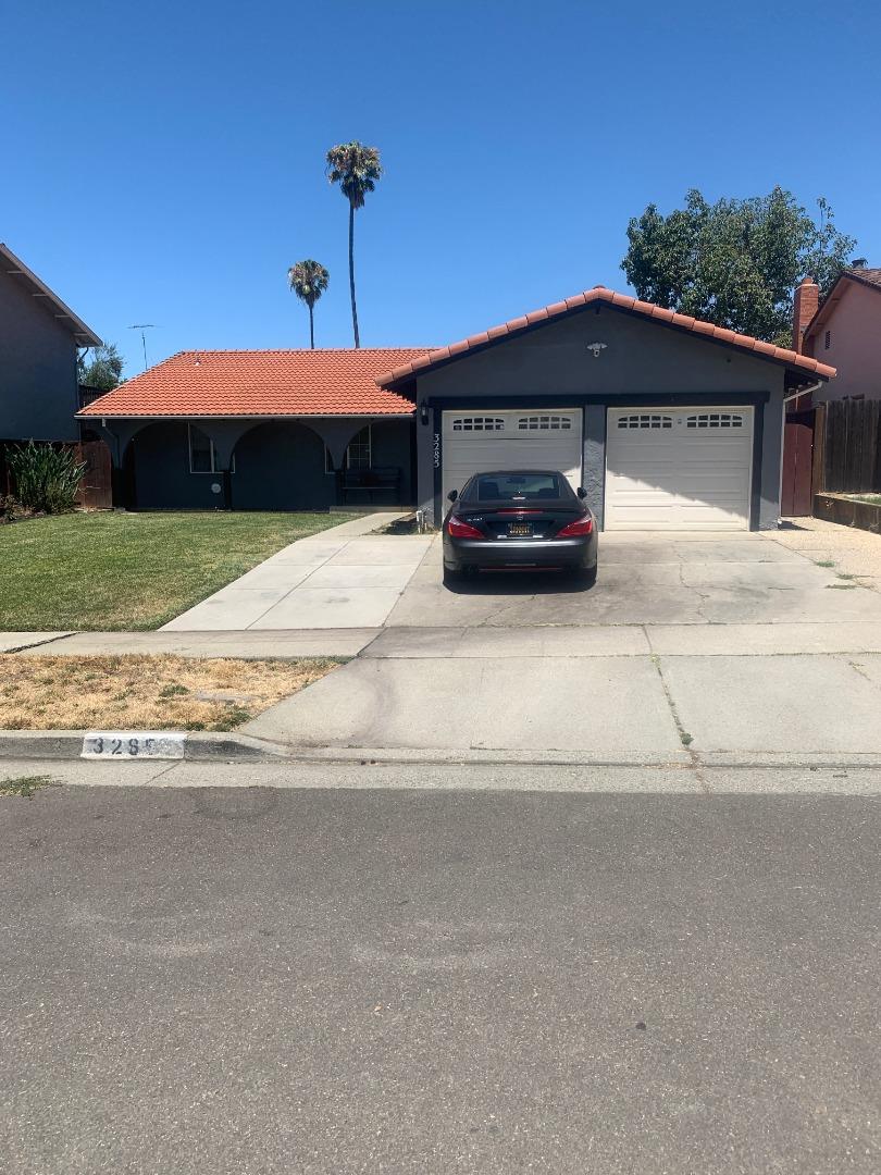 3285 Trebol Lane — photo