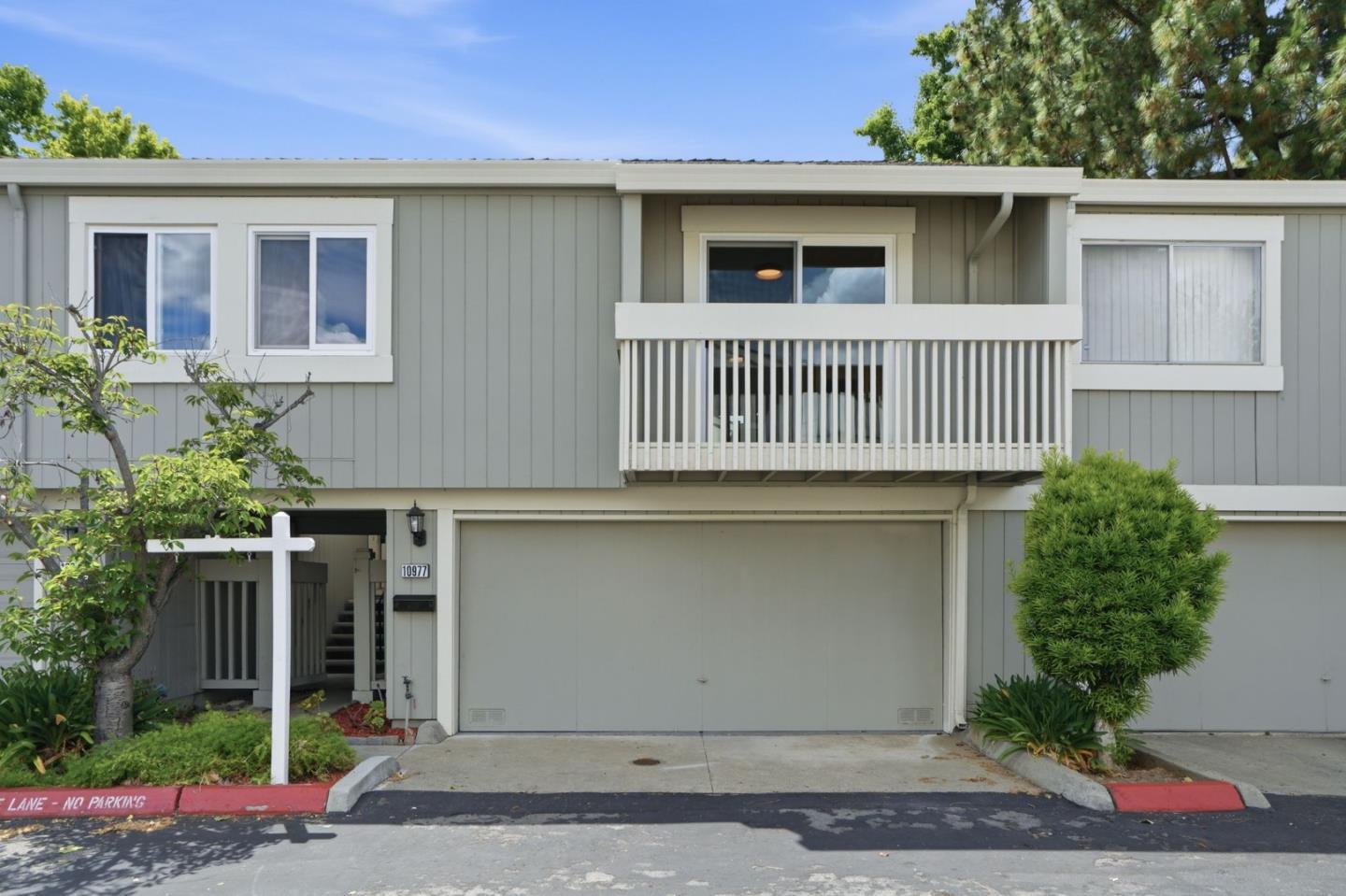 10977 Northseal Square — photo