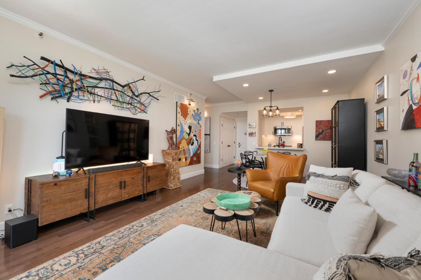Home in San Mateo, CA 94401 — photo 3