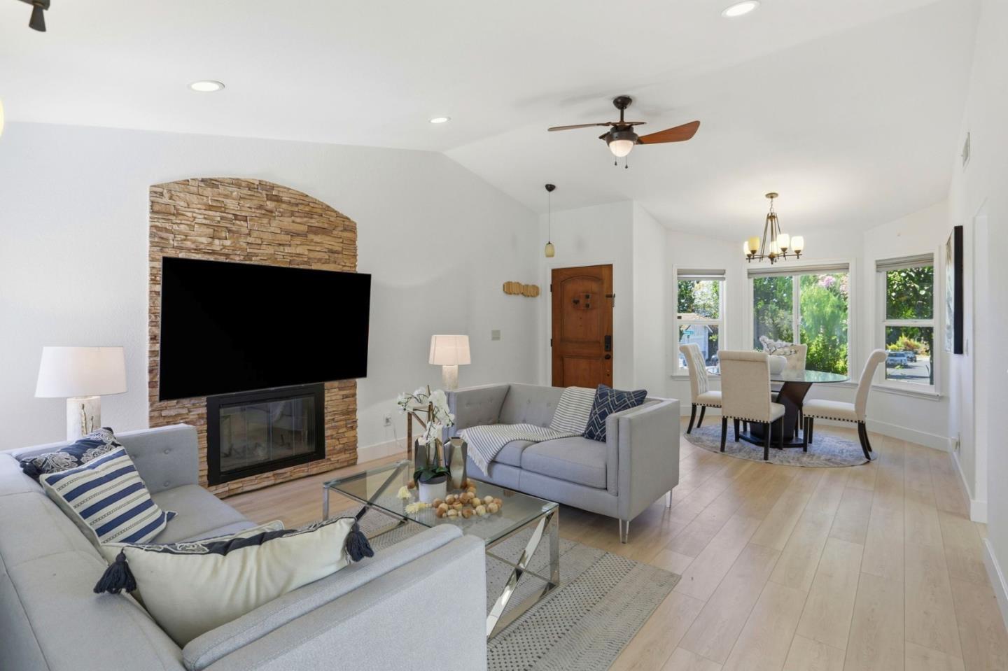 2736 Reno Drive — photo