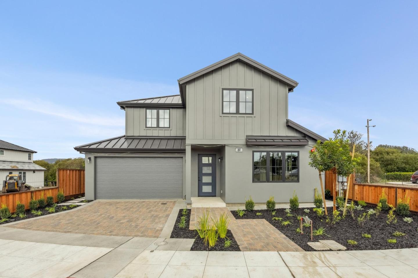 587 Creekside Court — photo