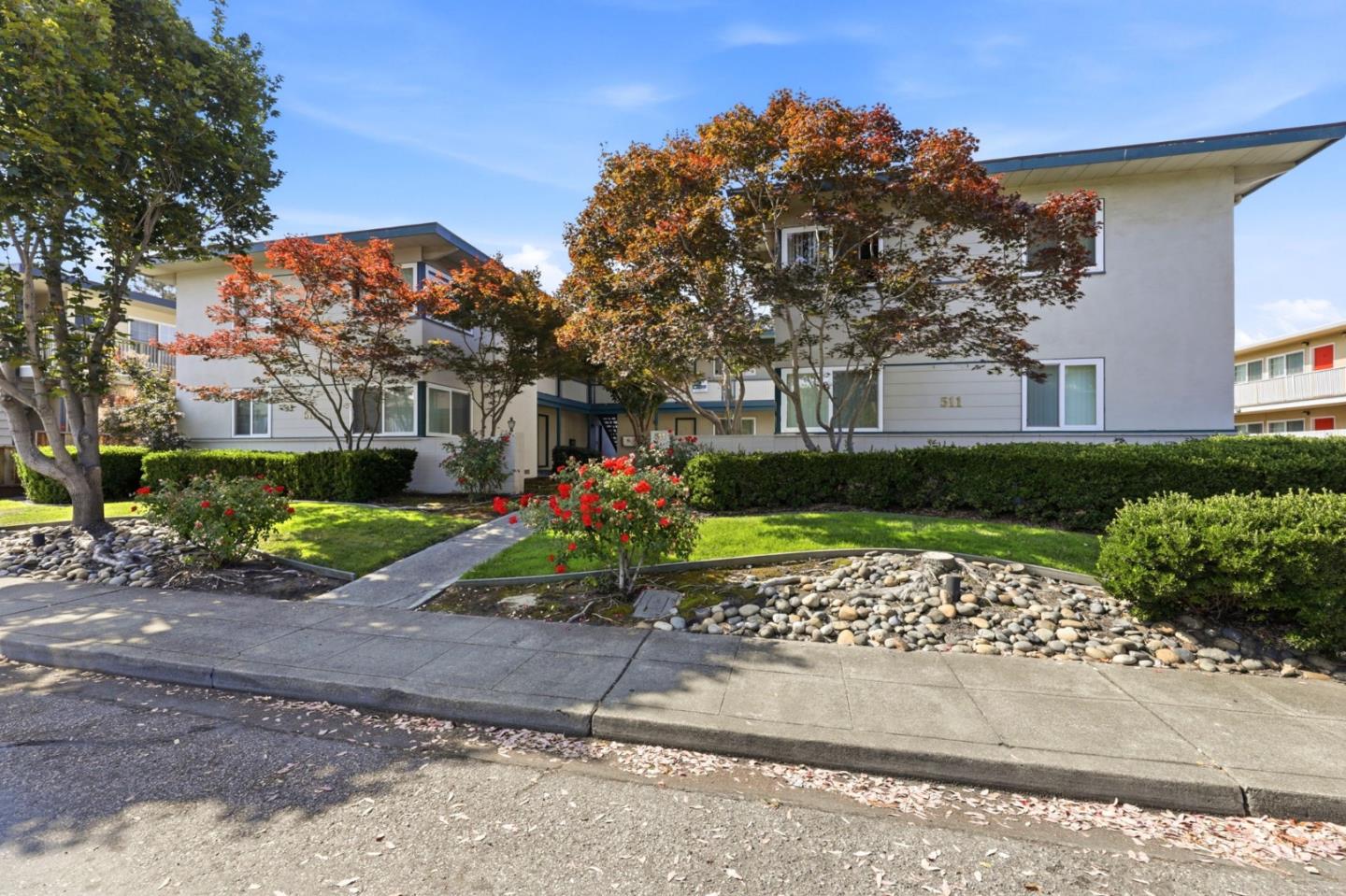 511 Walker Drive, Mountain View, CA 94043 — photo 2