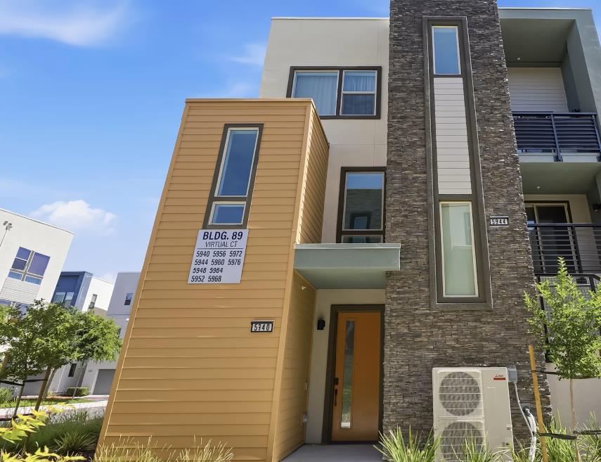 5940 Virtual Court — photo