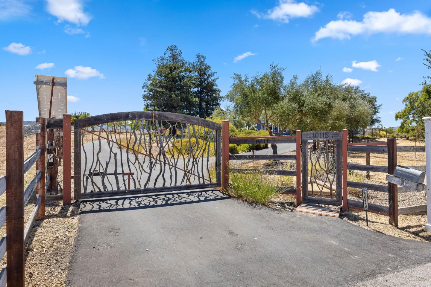 10115 Parrish View Drive, Gilroy, CA 95020 — photo 2