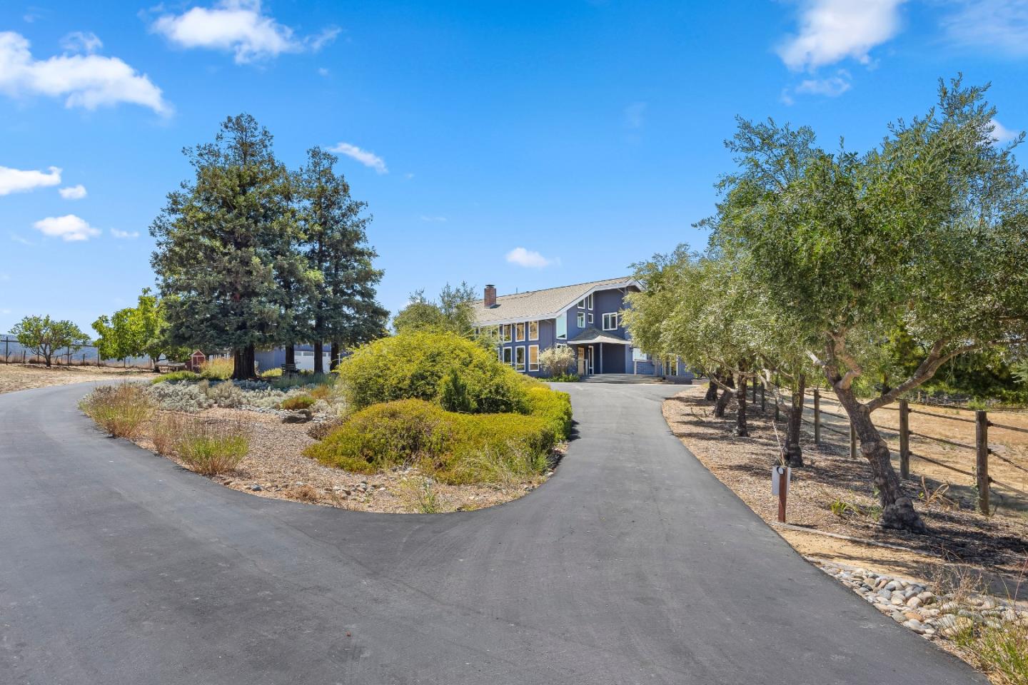 10115 Parrish View Drive, Gilroy, CA 95020 — photo 3