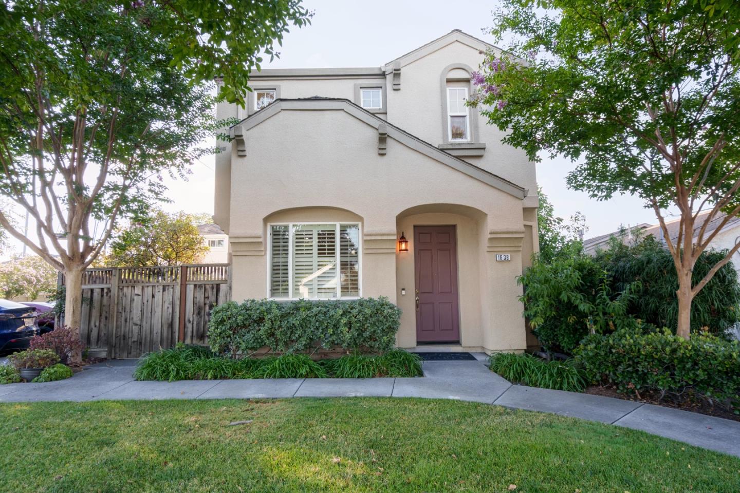 1638 E San Antonio Street — photo